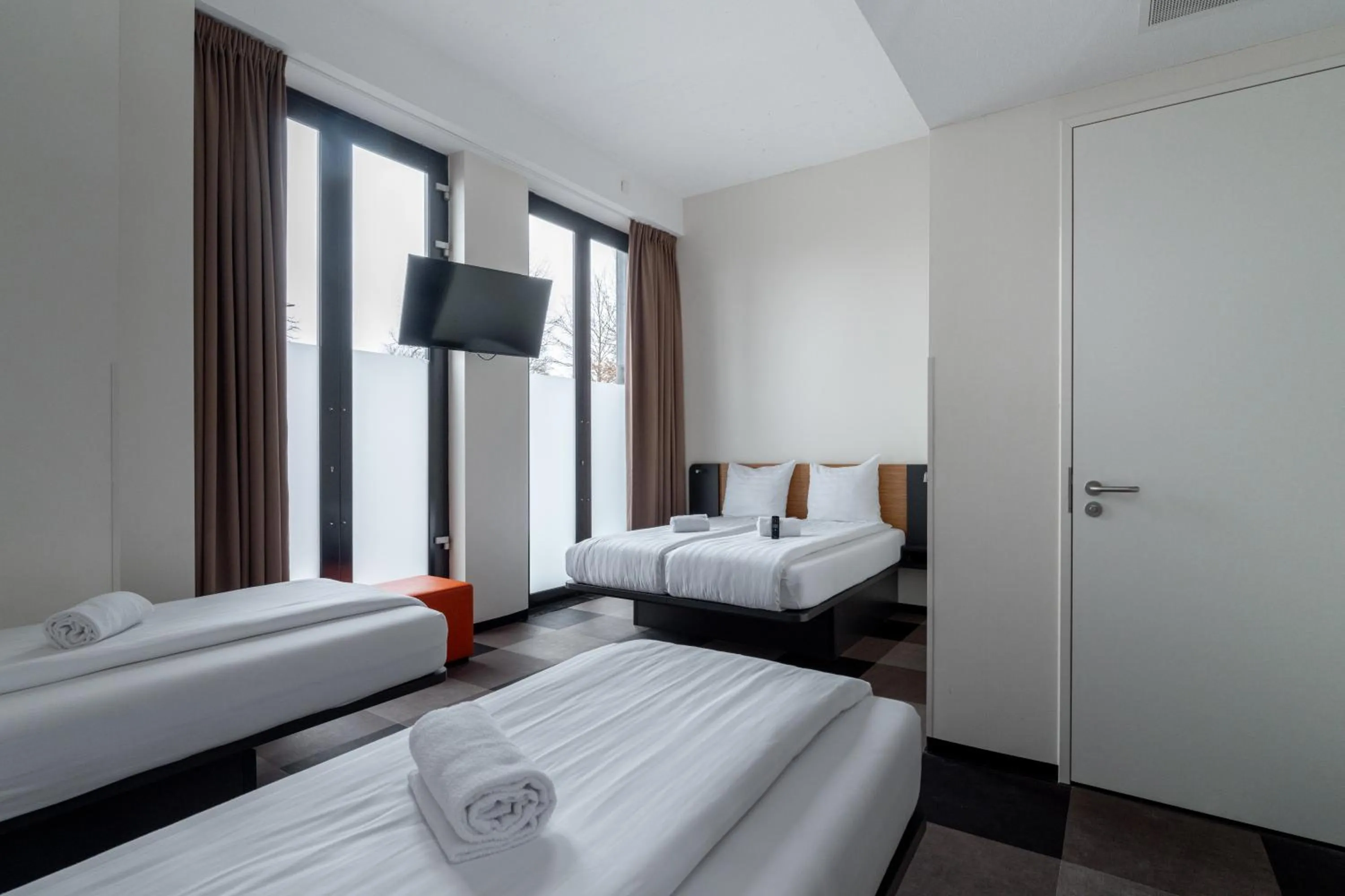 Bedroom, Bed in easyHotel Maastricht City Centre