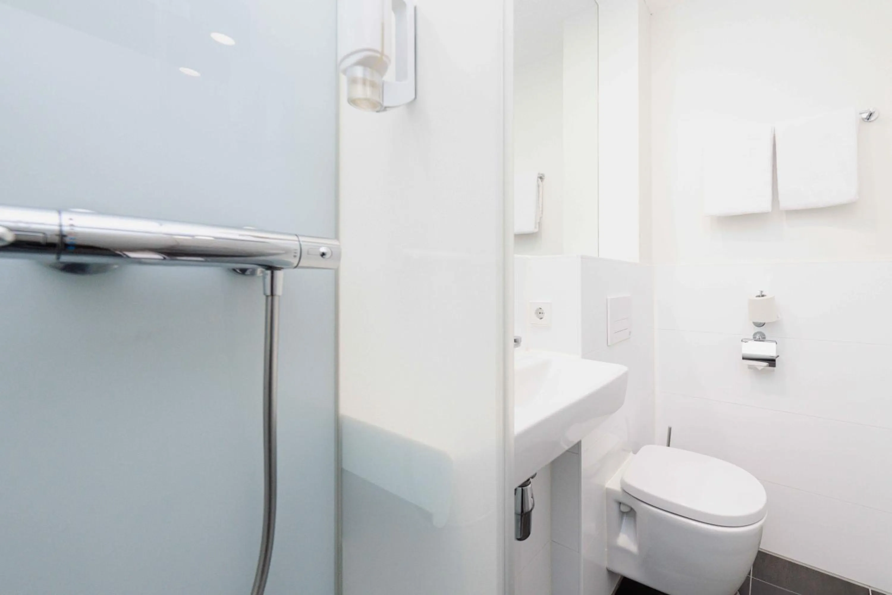 Bathroom in easyHotel Maastricht City Centre