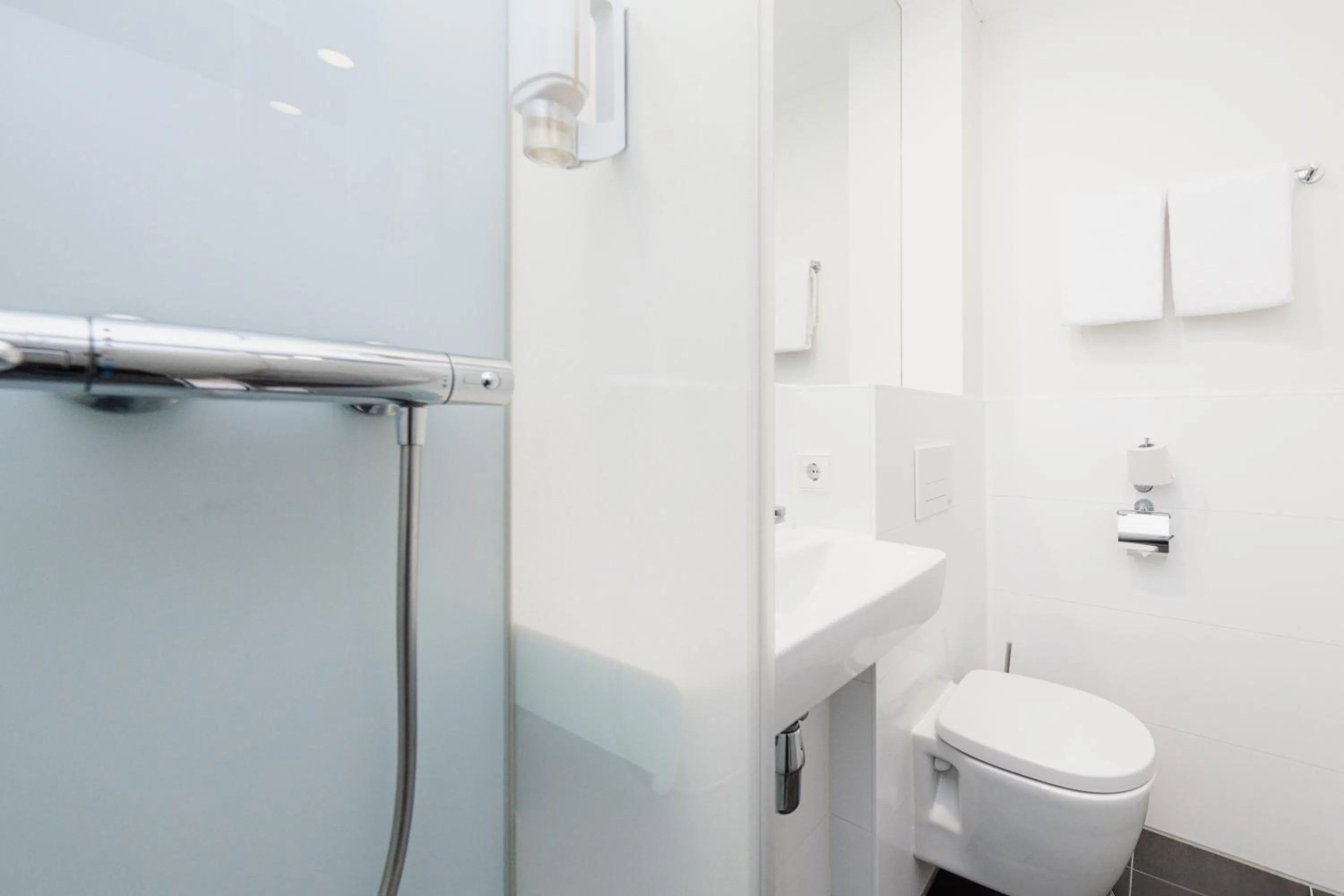 Bathroom in easyHotel Maastricht City Centre