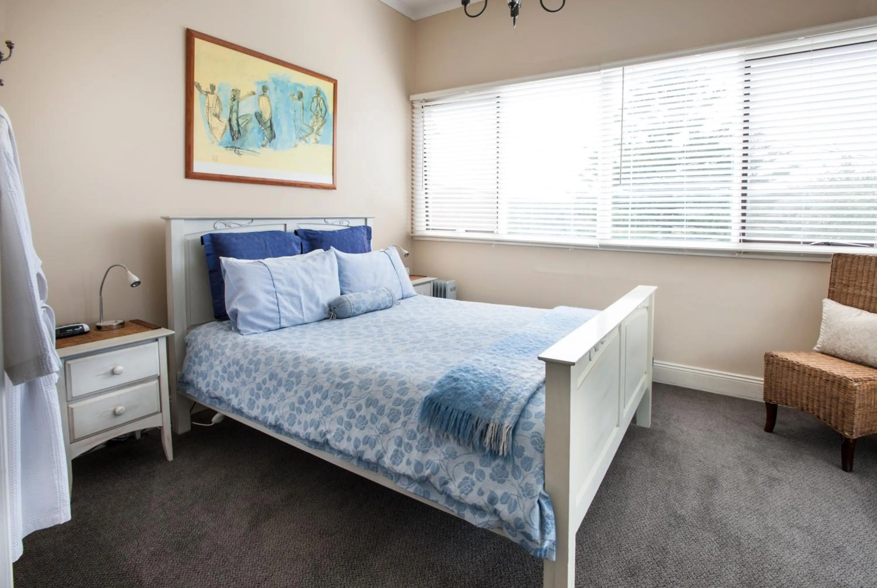 Bedroom, Bed in Healesville Apartments