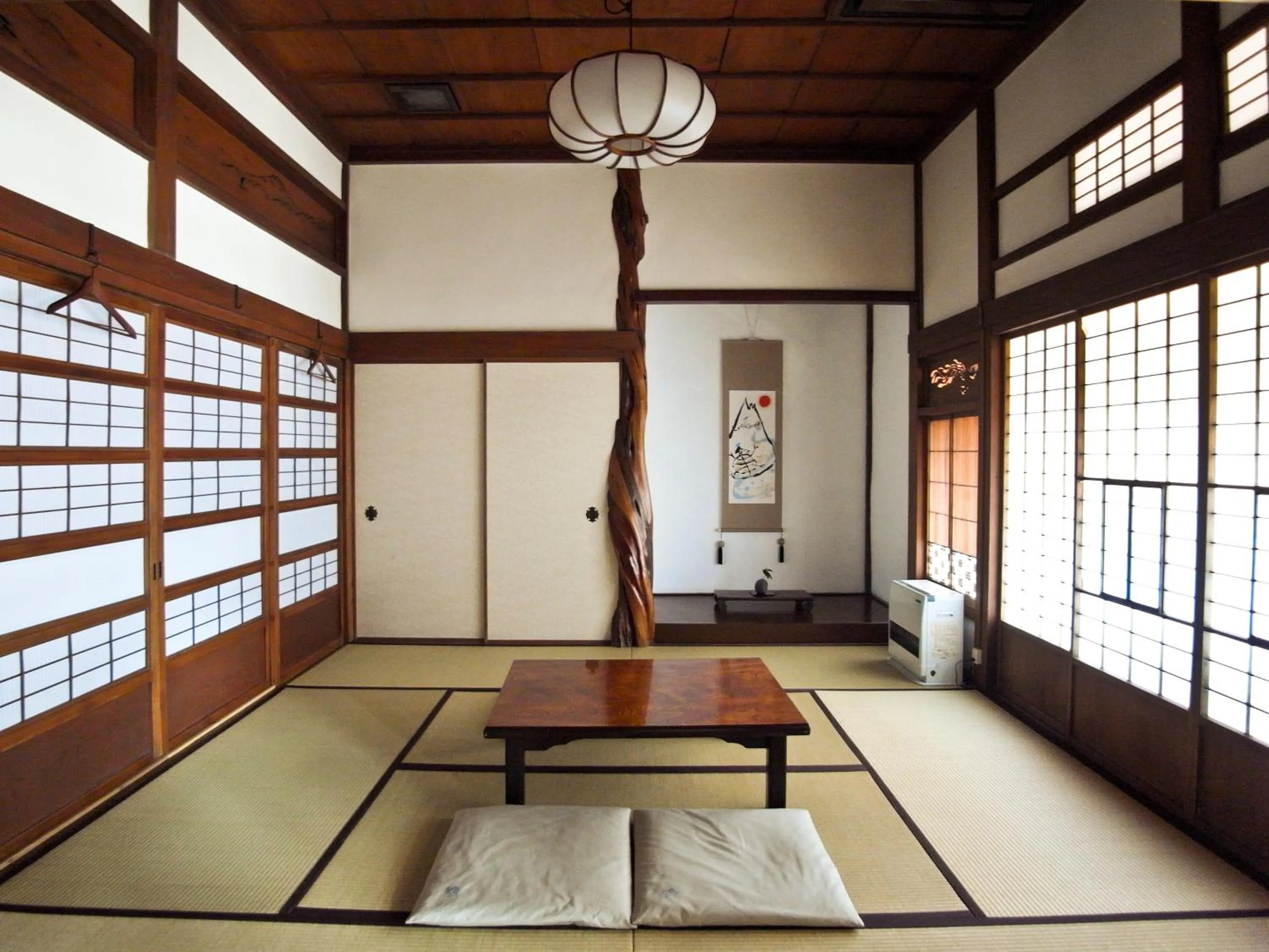Photo of the whole room in Guest House Kamejikan -turtle time-