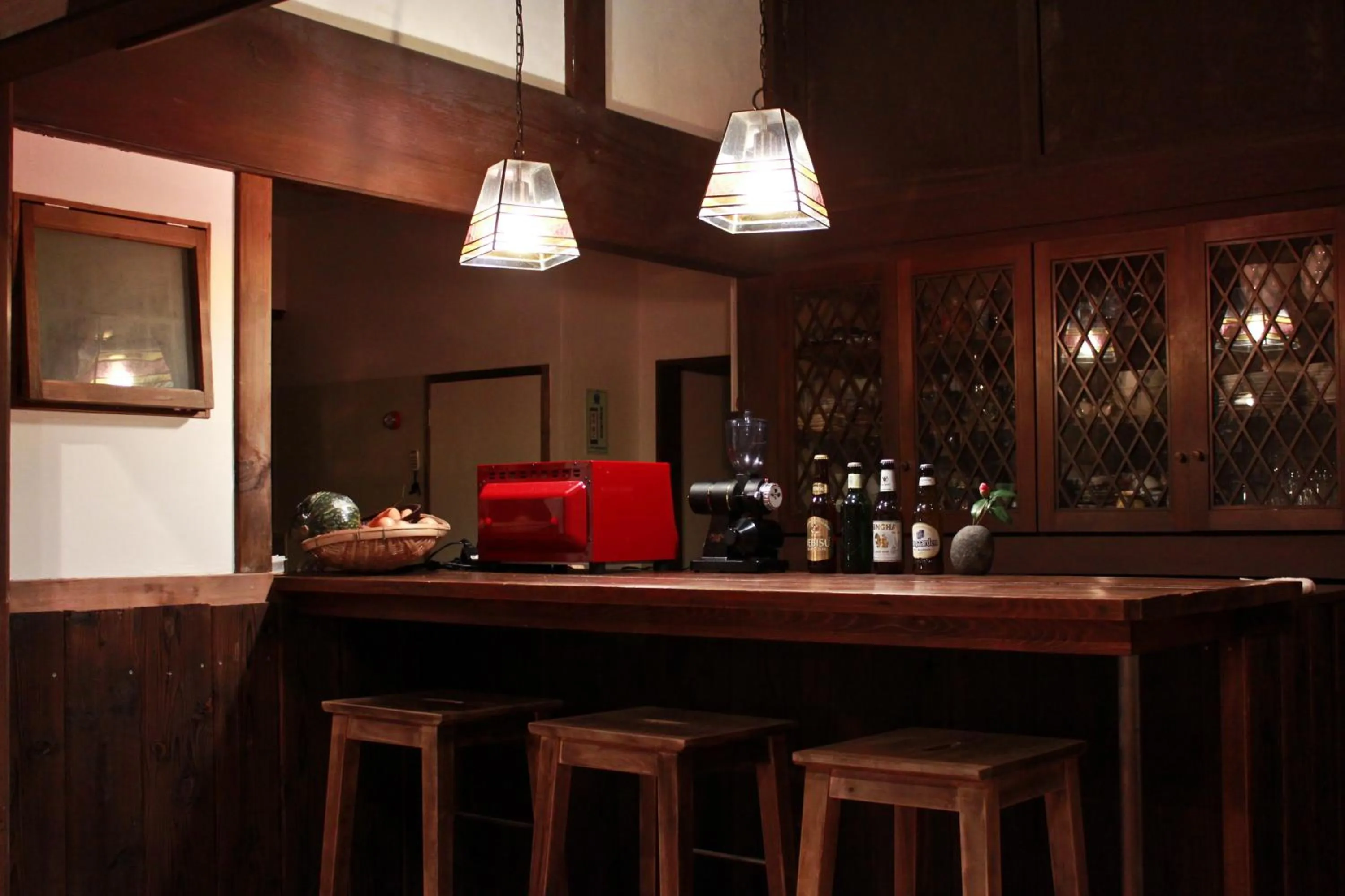 Communal lounge/ TV room in Guest House Kamejikan -turtle time-