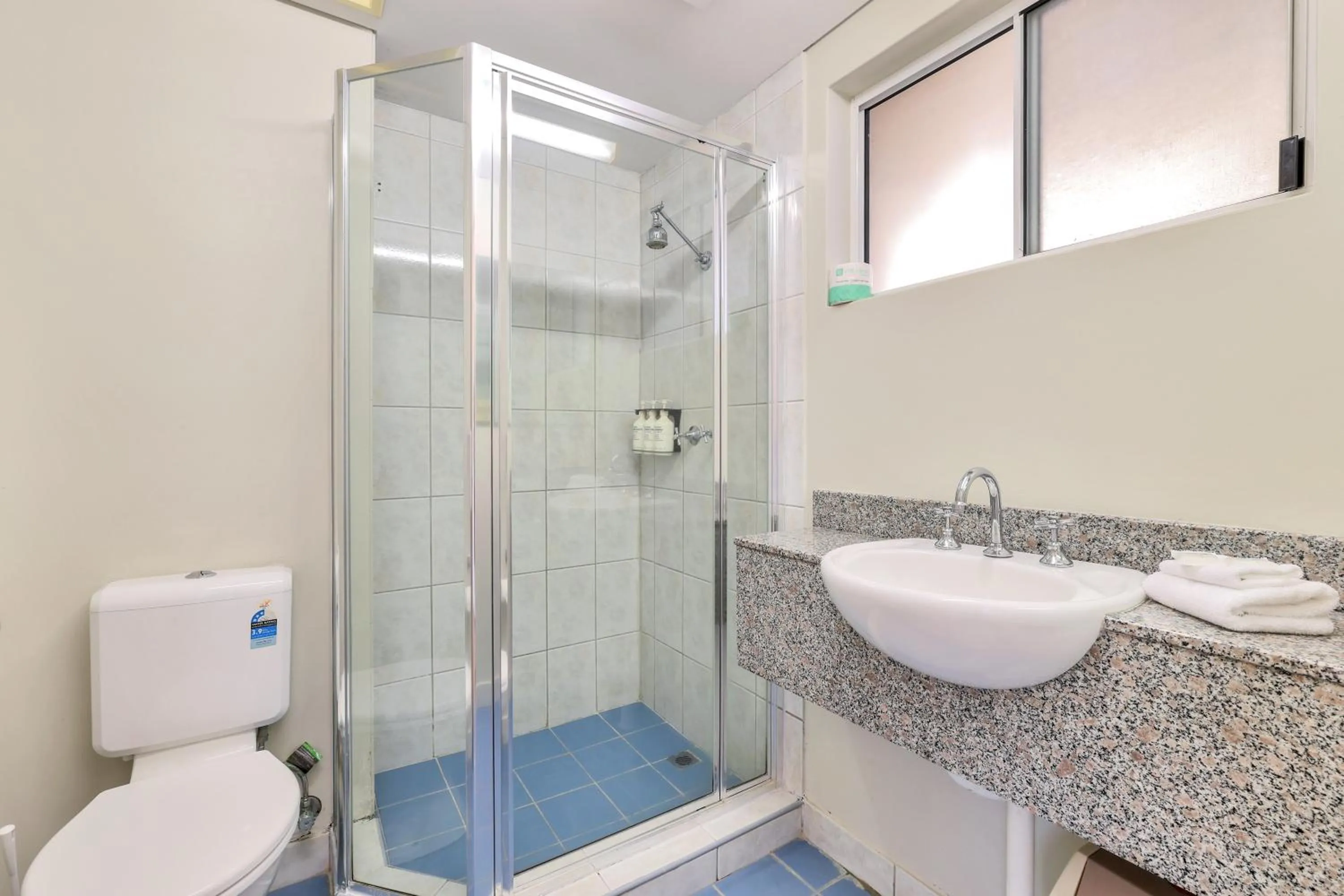 Bathroom in Cullen Bay Resorts