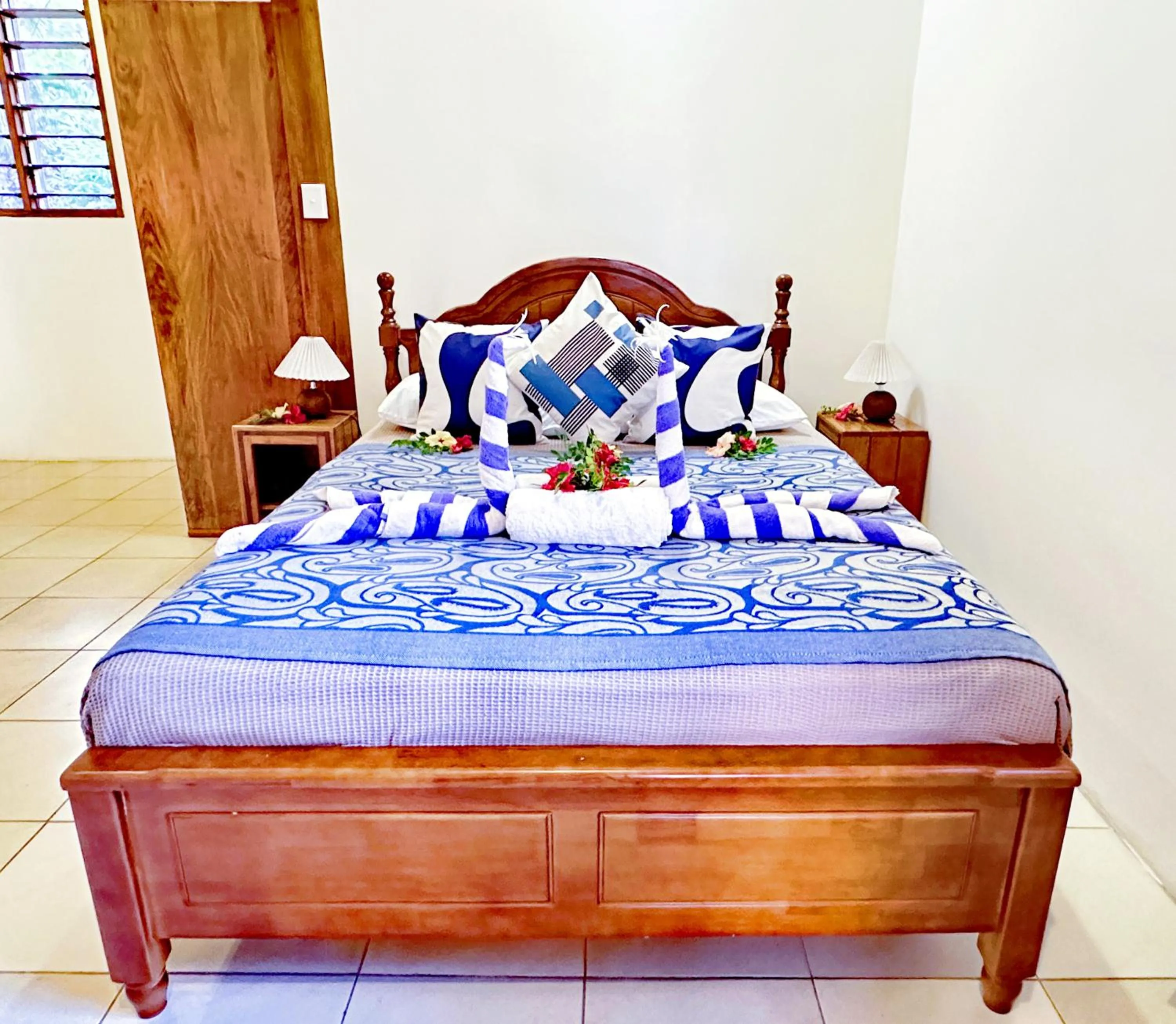 Bed in Hideaway Island Resort