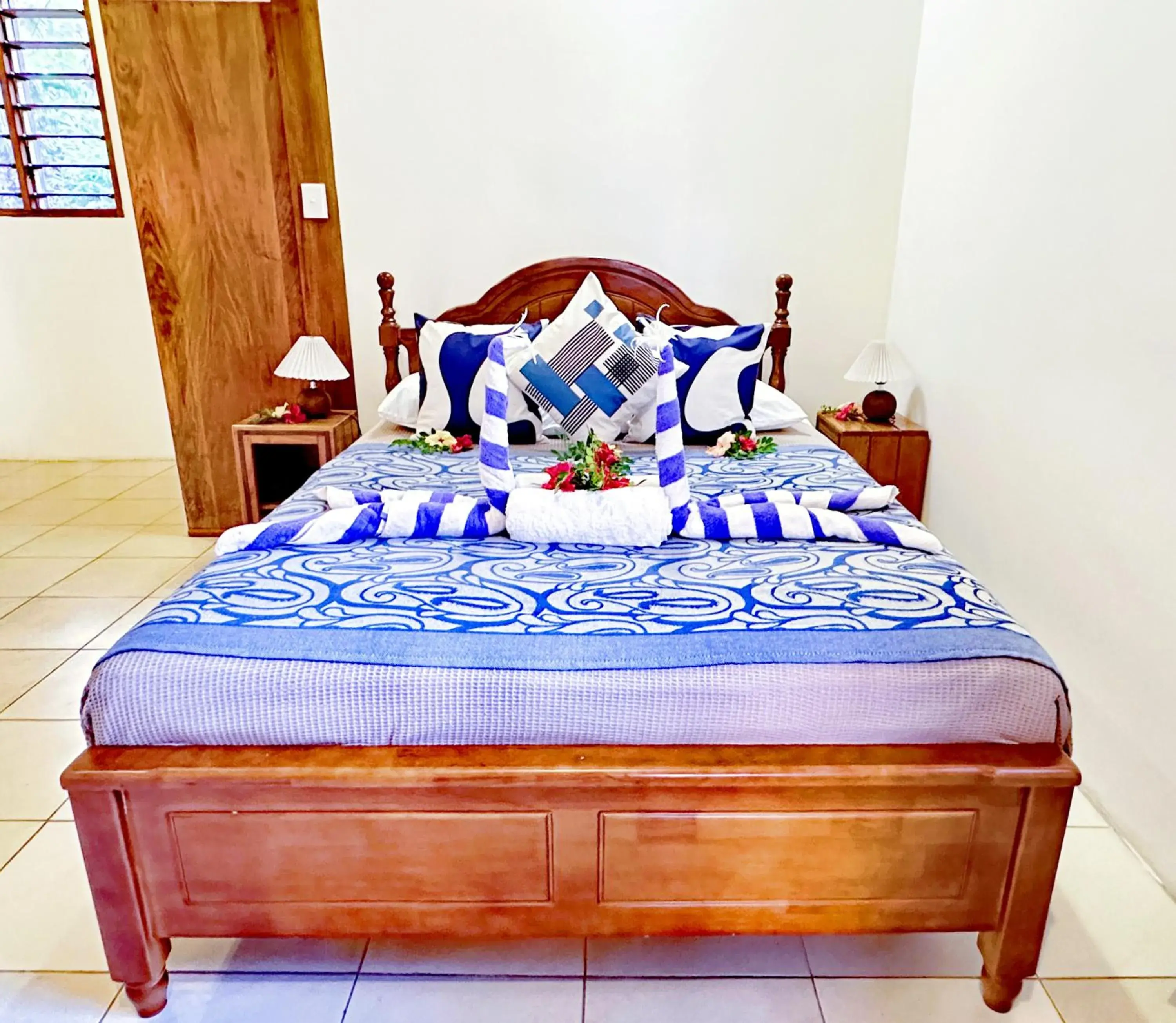 One-Bedroom Bungalow with Ocean View in Hideaway Island Resort One-Bedroom Bungalow with Ocean View in Hideaway Island Resort