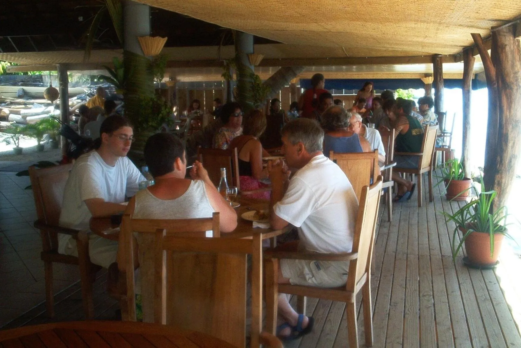 Restaurant/places to eat in Pension Motu Iti