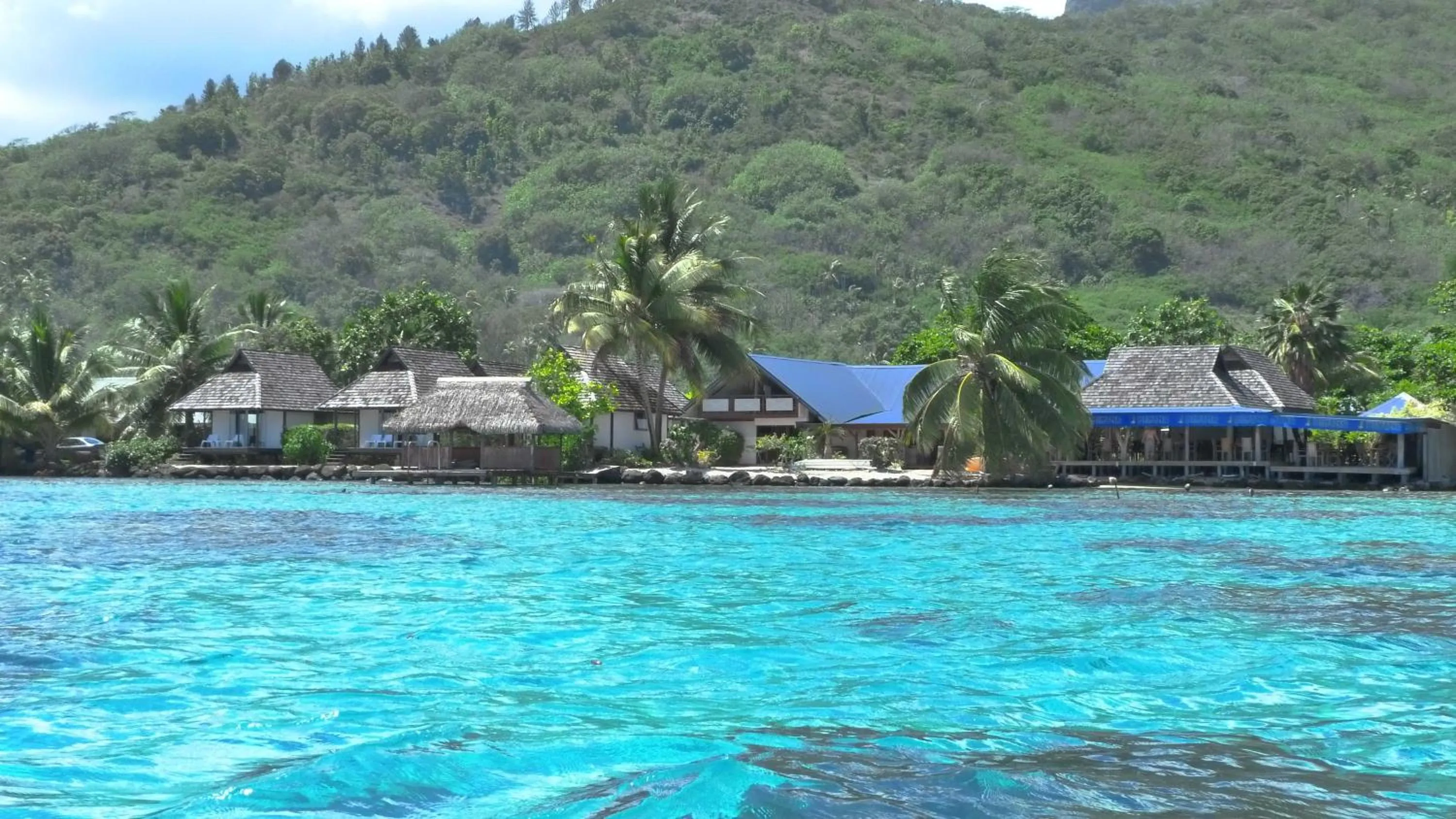 Day in Pension Motu Iti