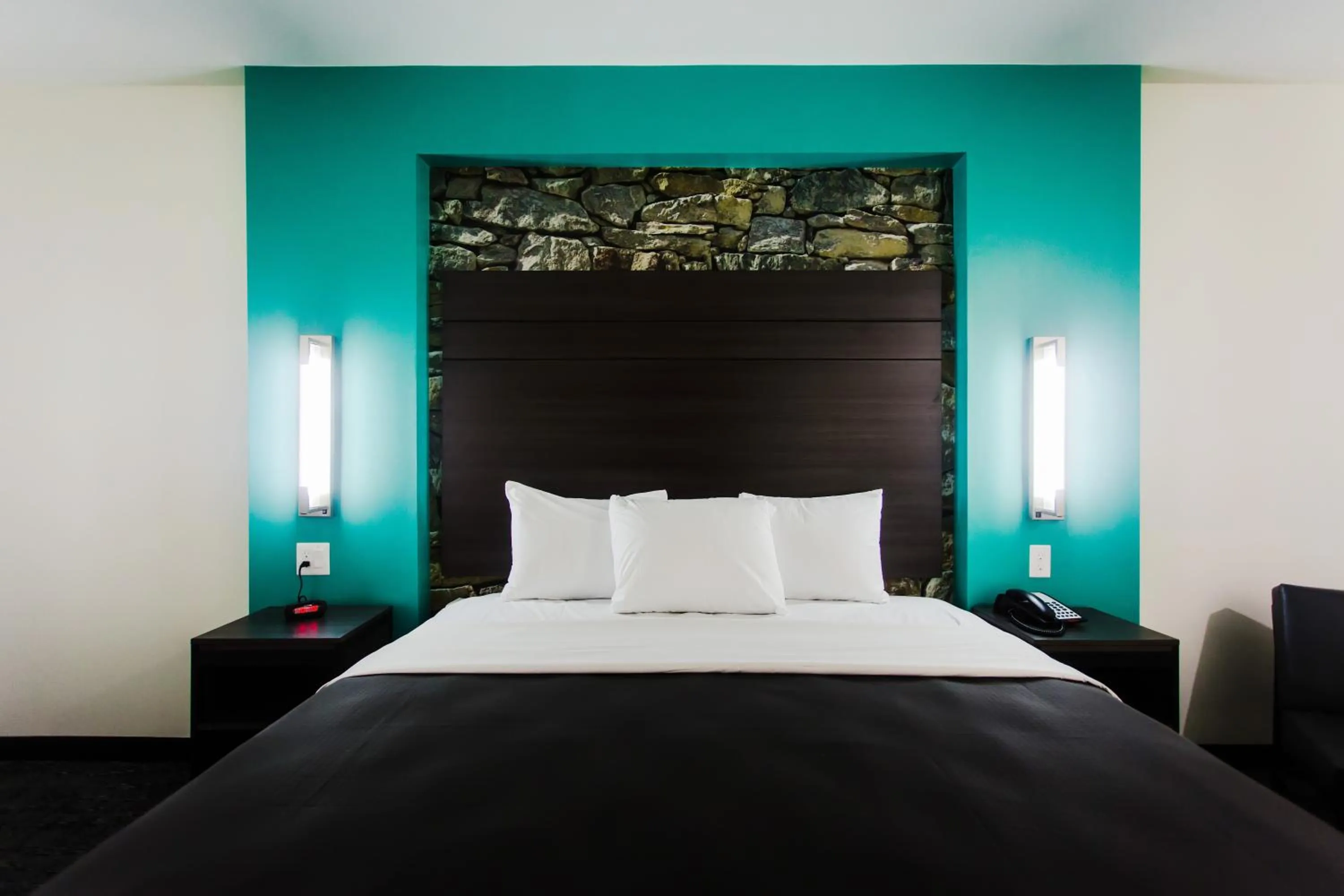 Bedroom, Bed in Palacio Royale Inn Boutique Katy