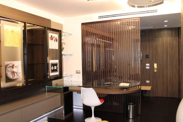 Seating area in DOMUS Grand Hotel