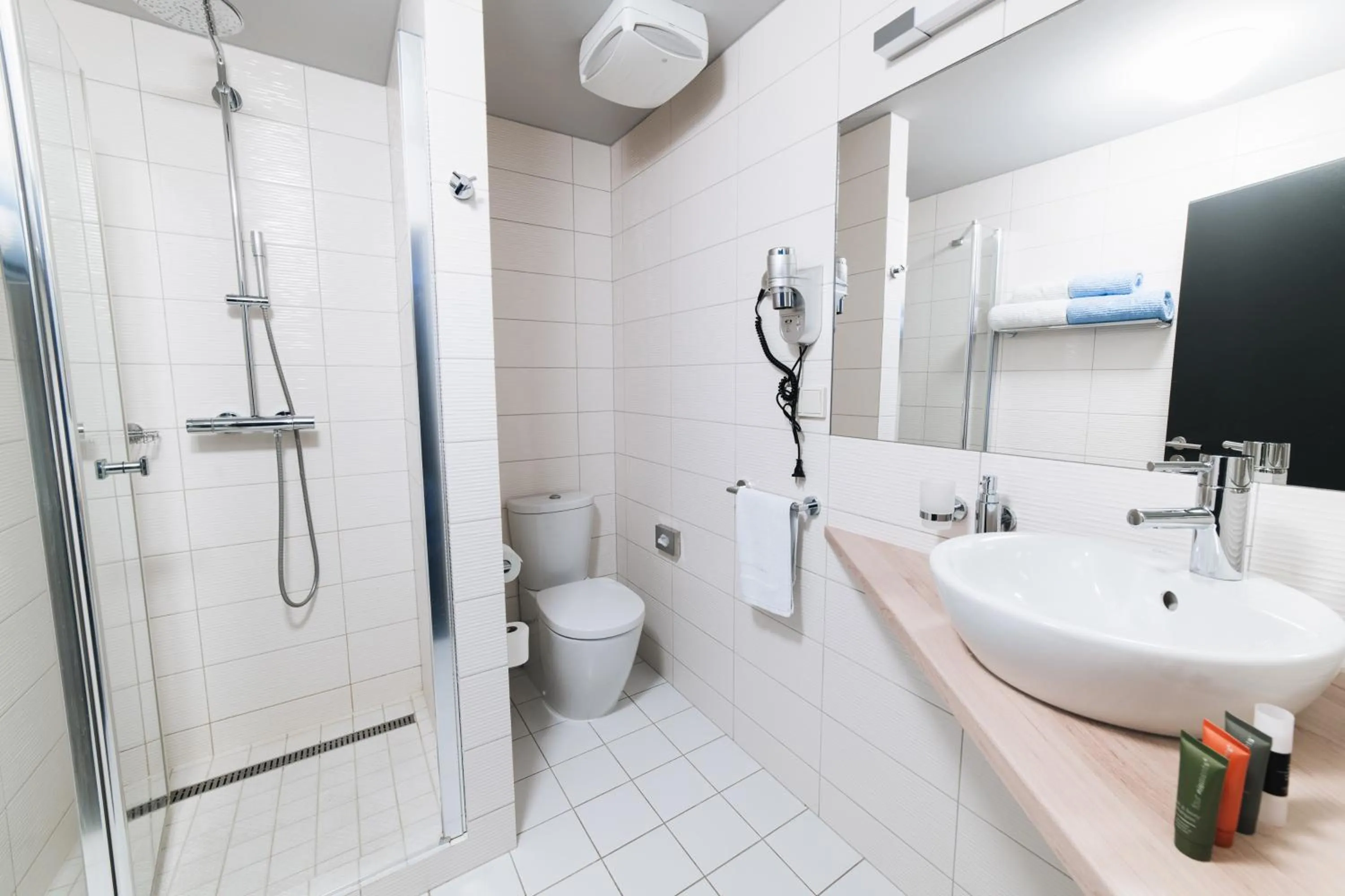 Shower in Hotel Split