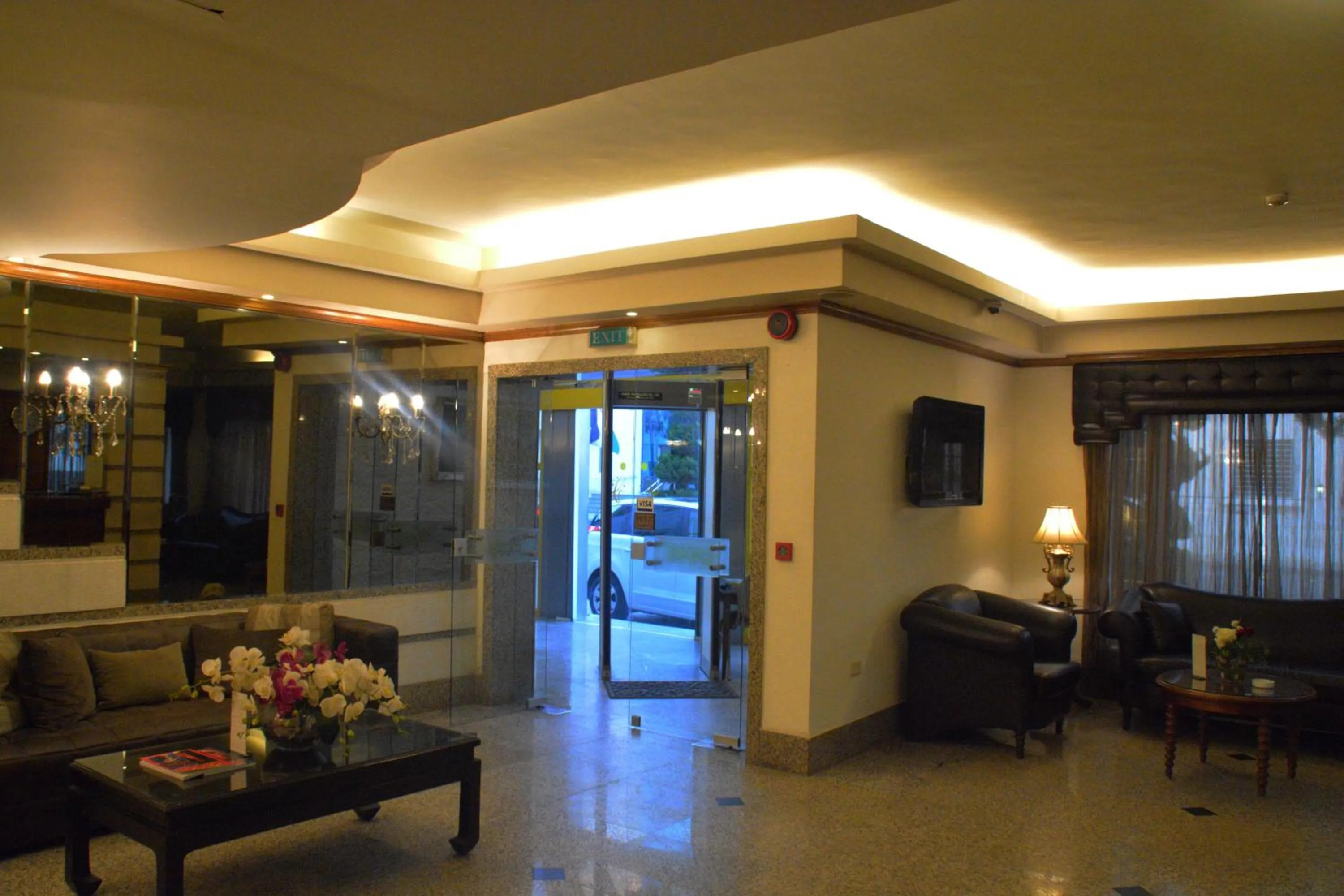 Lobby or reception in Capri Hotel Suites