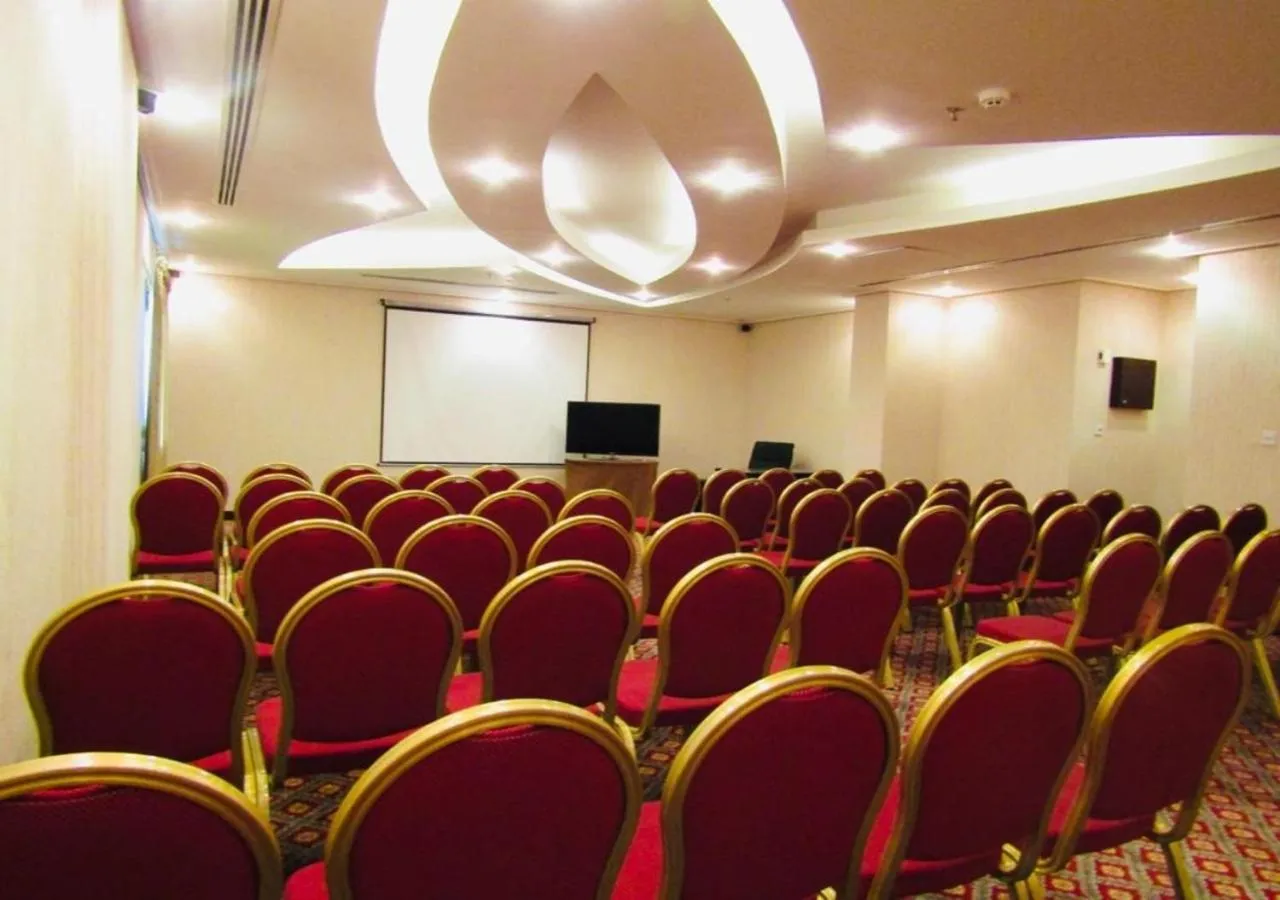 Meeting/conference room in Musherib Hotel