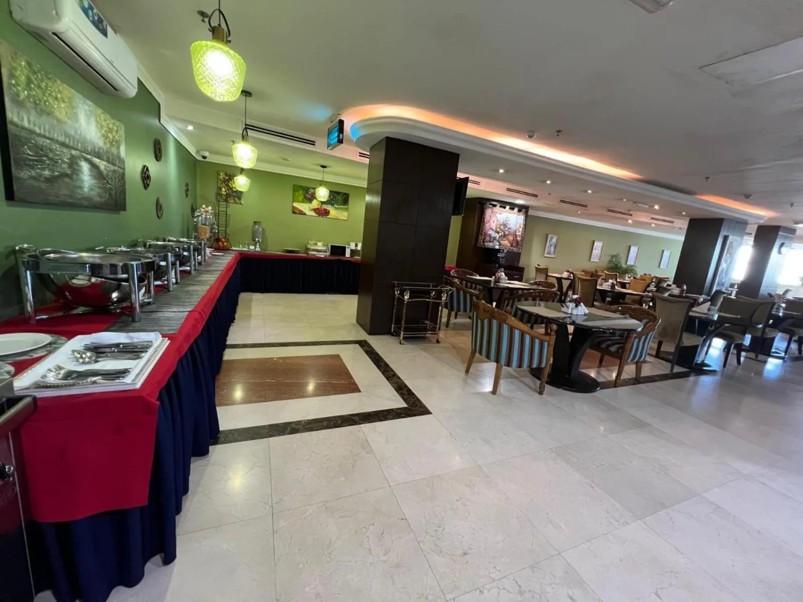 Restaurant/places to eat in Musherib Hotel
