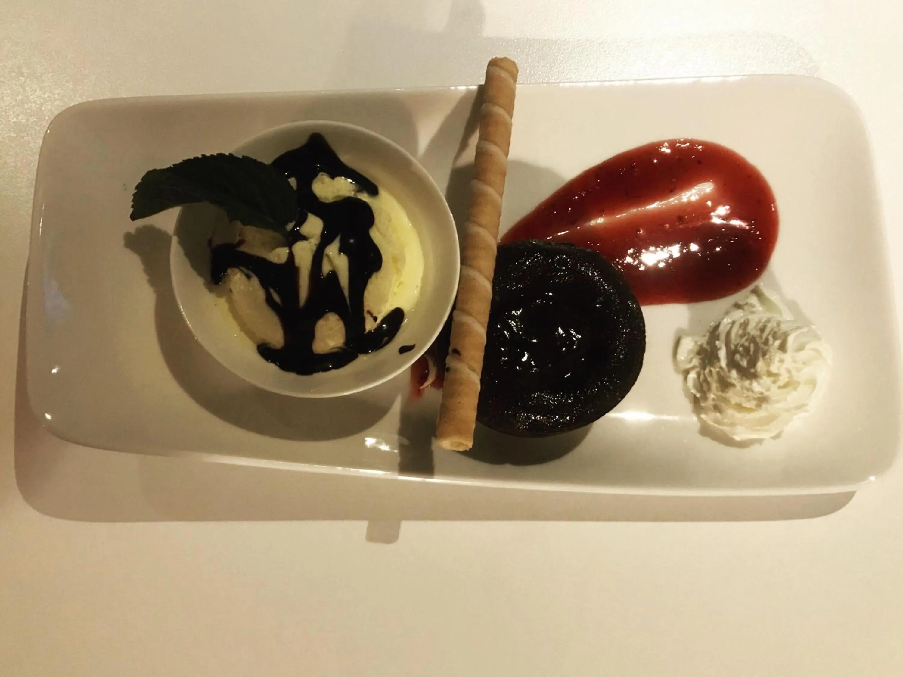 Food in 16 Lakes Hotel