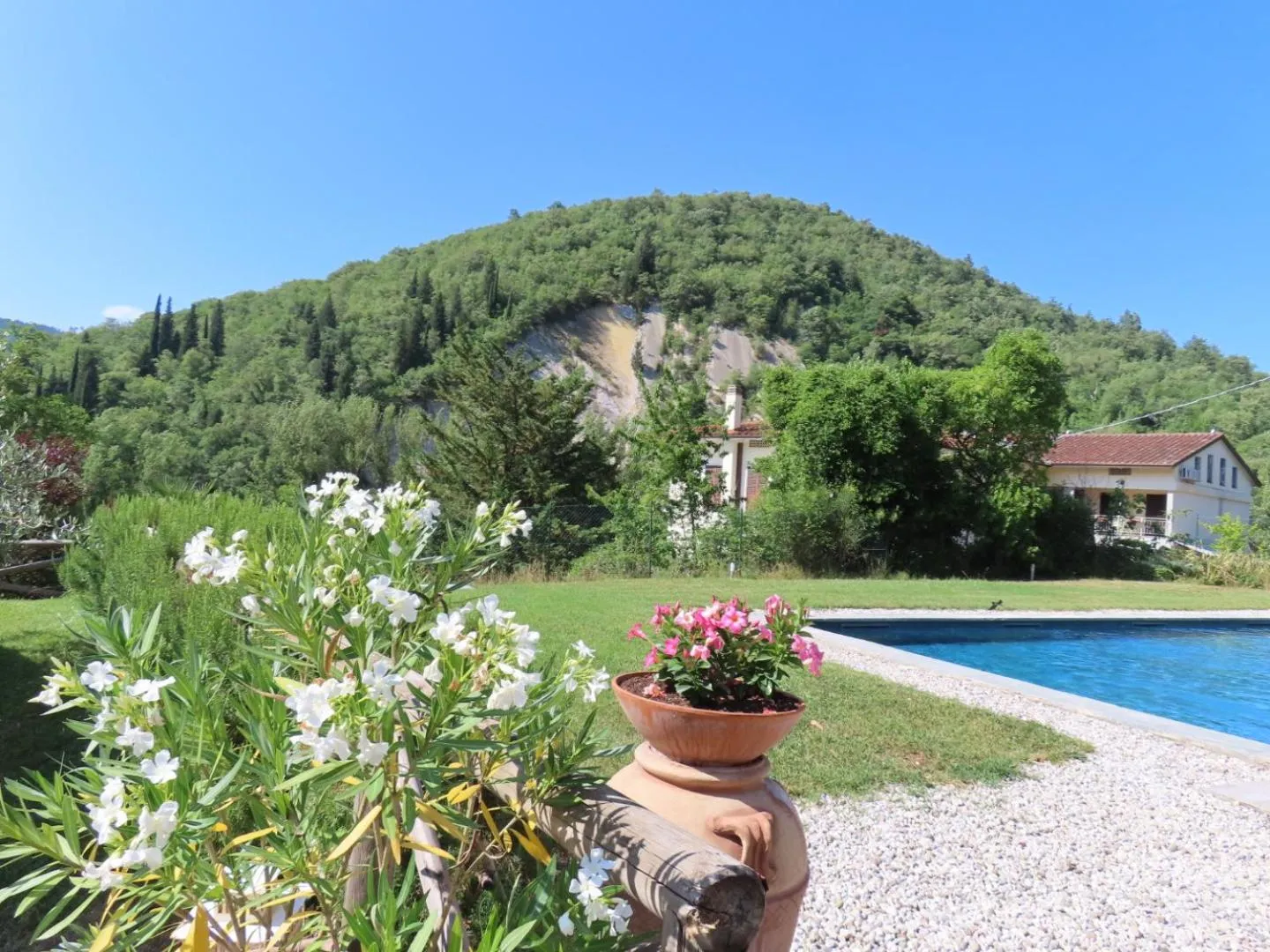 Swimming pool in L'ALBEROCASA Eco Residence
