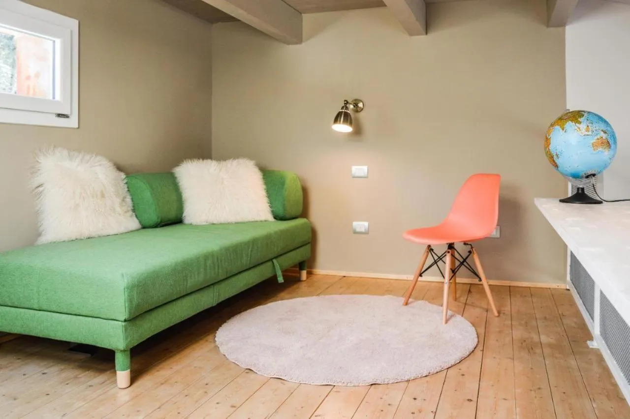 Seating area in L'ALBEROCASA Eco Residence