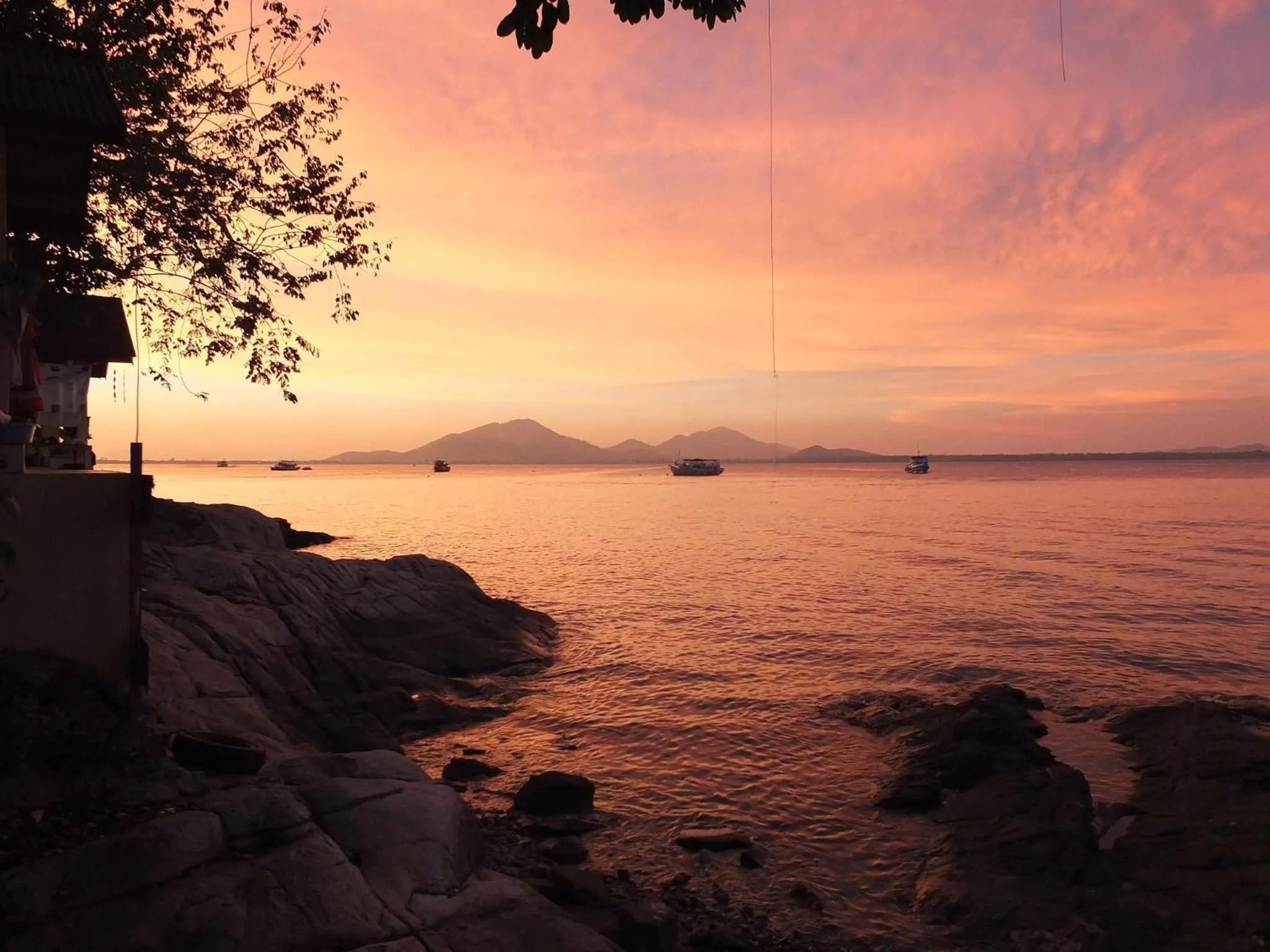 Natural landscape in Sunrise Villas Seaview