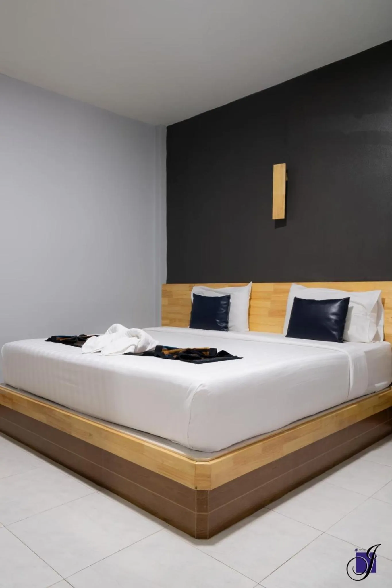 Bed in Jintana Resort
