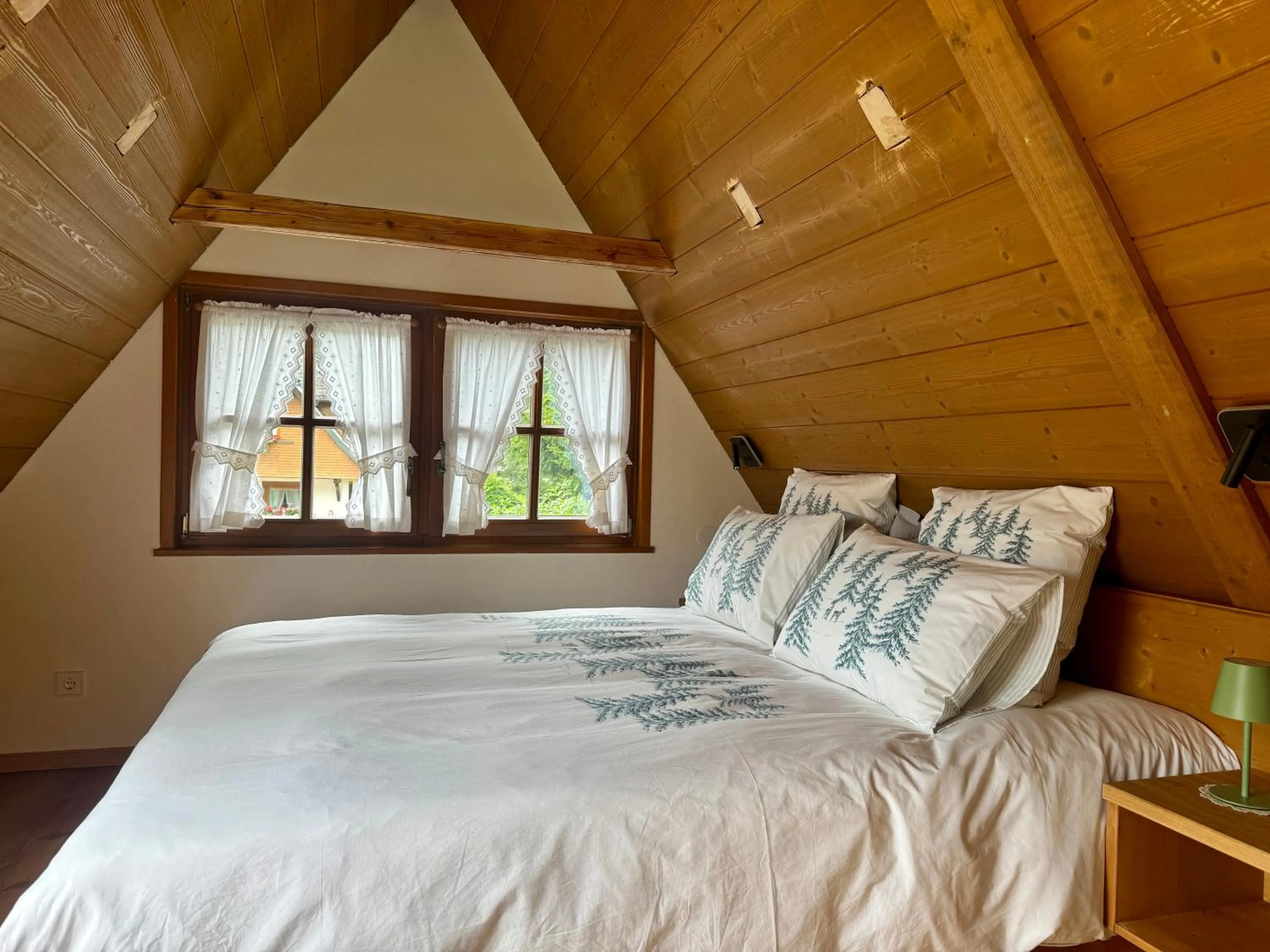 Bed in Hollhouse - Bed & Breakfast