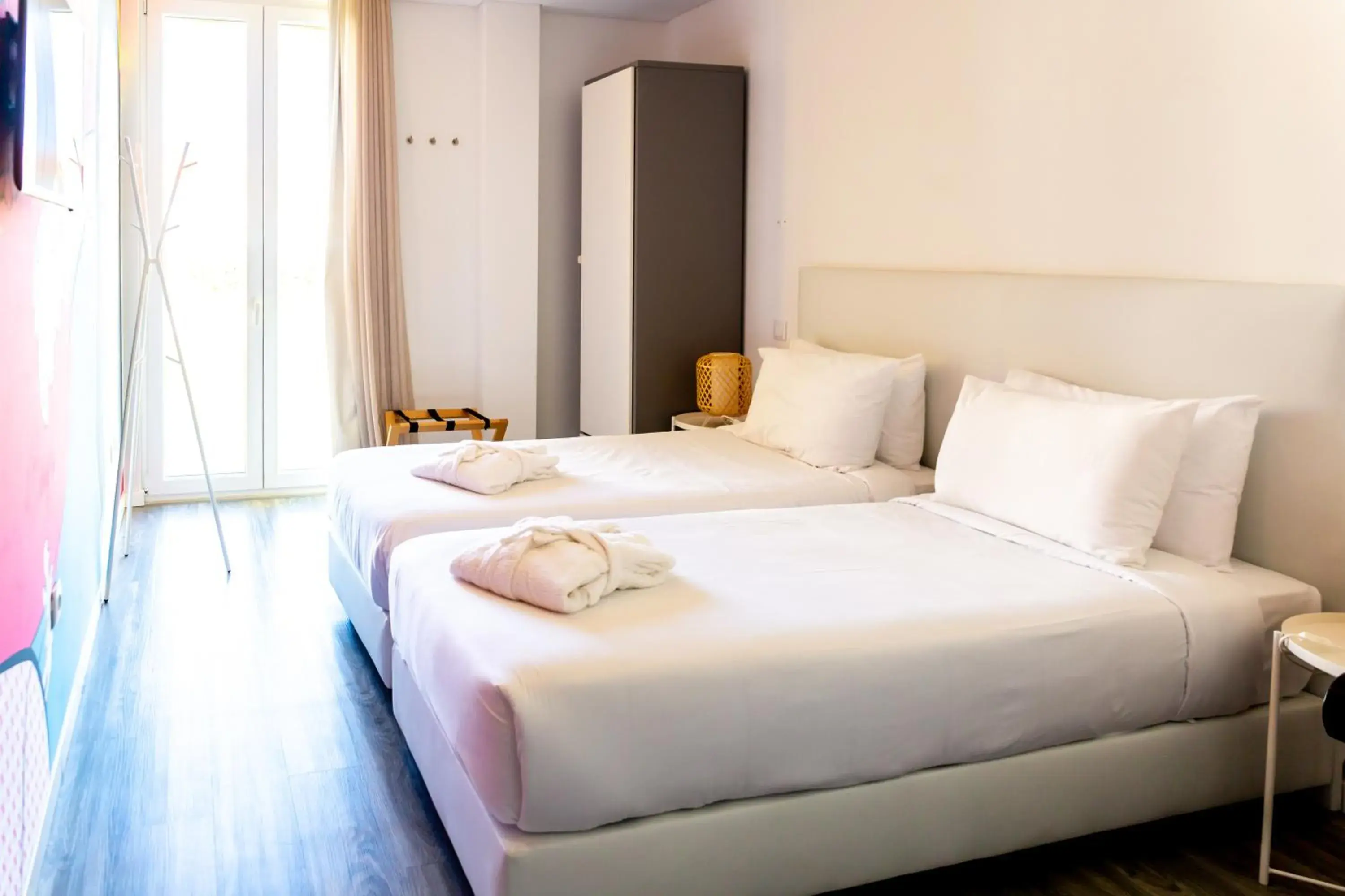 Standard Double or Twin Room in RIDE Surf Resort & Spa Peniche Standard Double or Twin Room in RIDE Surf Resort & Spa Peniche