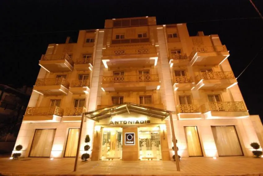 Facade/entrance in Hotel Antoniadis