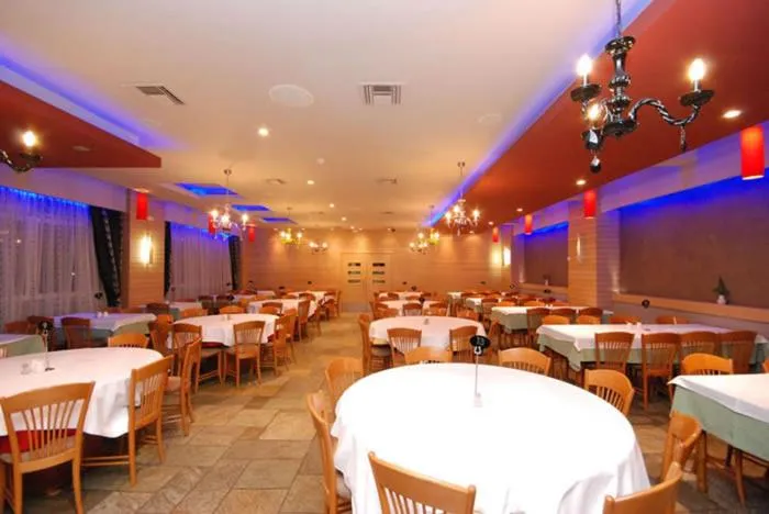 Restaurant/places to eat in Hotel Antoniadis