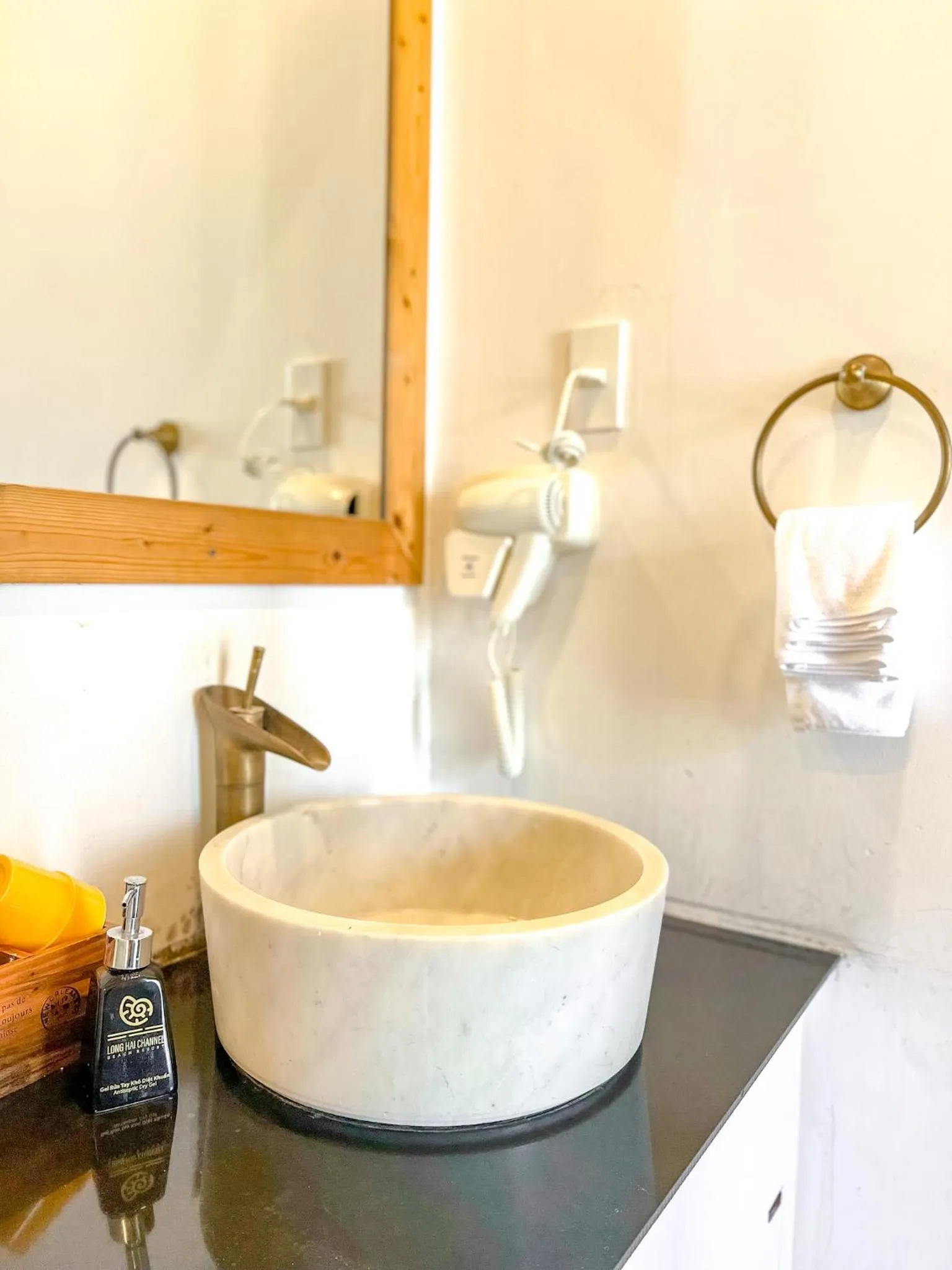 Long Hải Channel Beach Resort