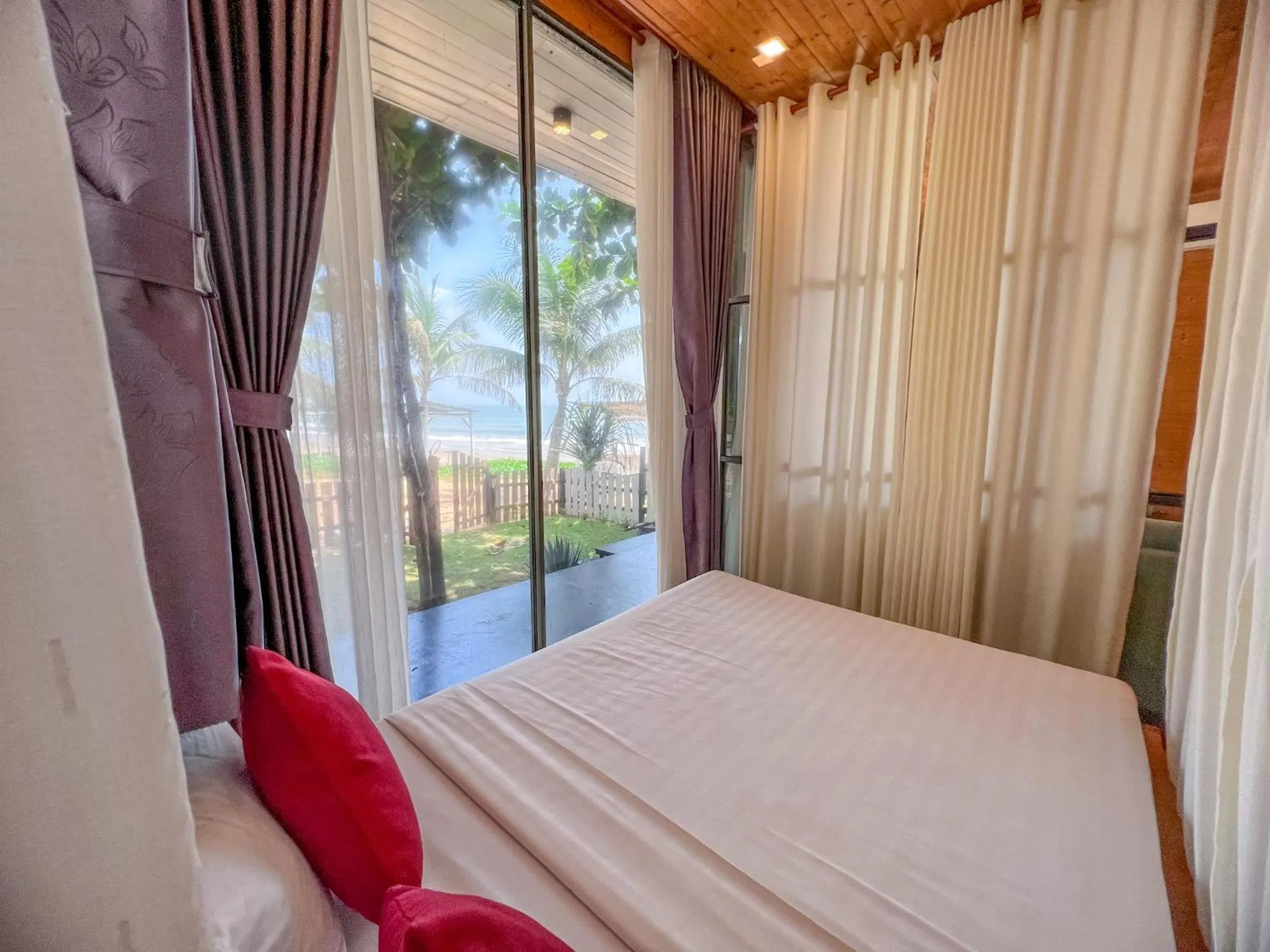 Bed in Long Hải Channel Beach Resort