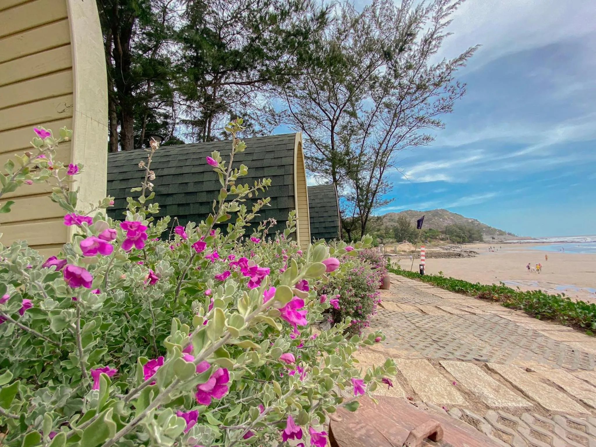 Long Hải Channel Beach Resort