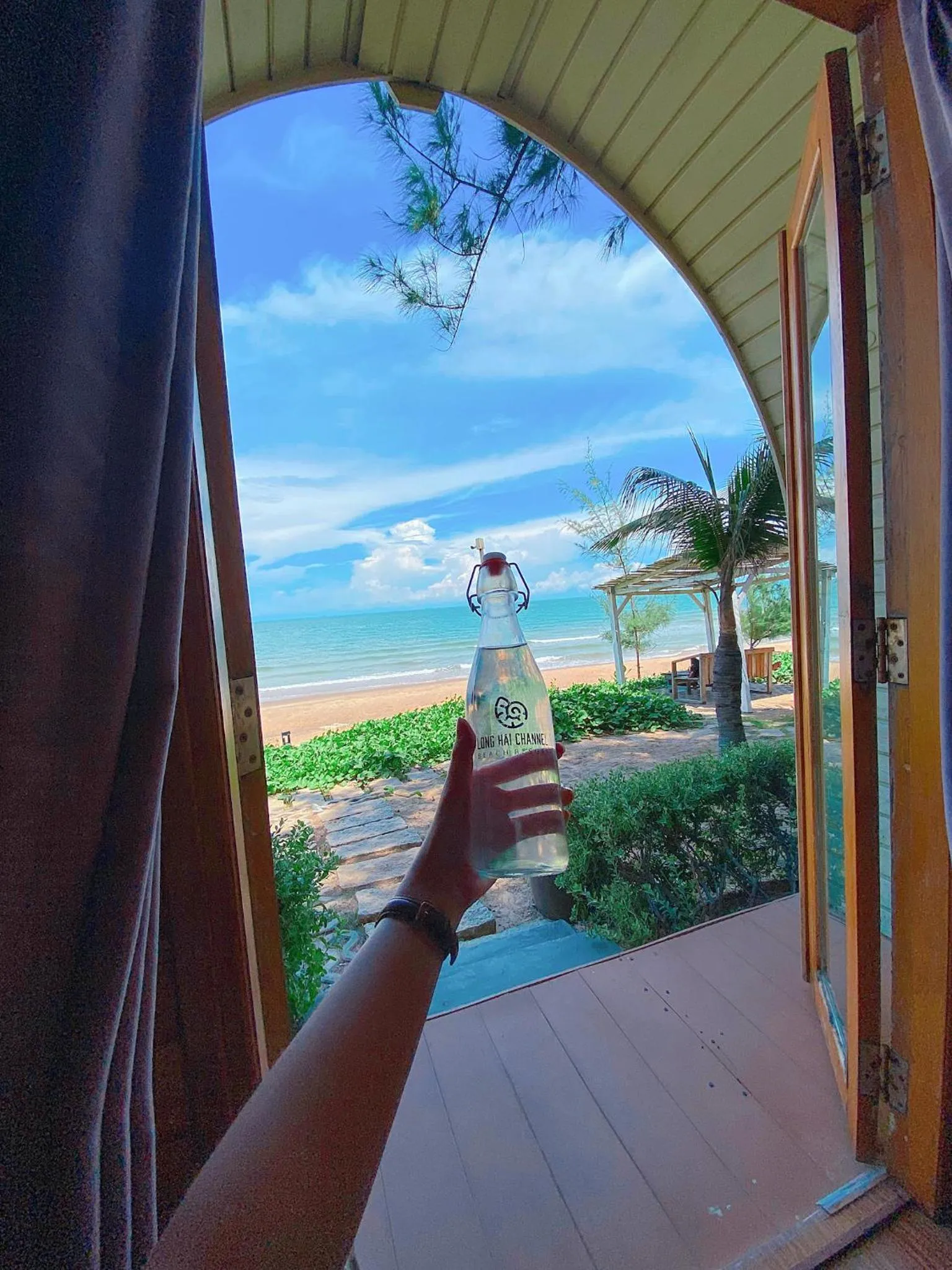 Long Hải Channel Beach Resort