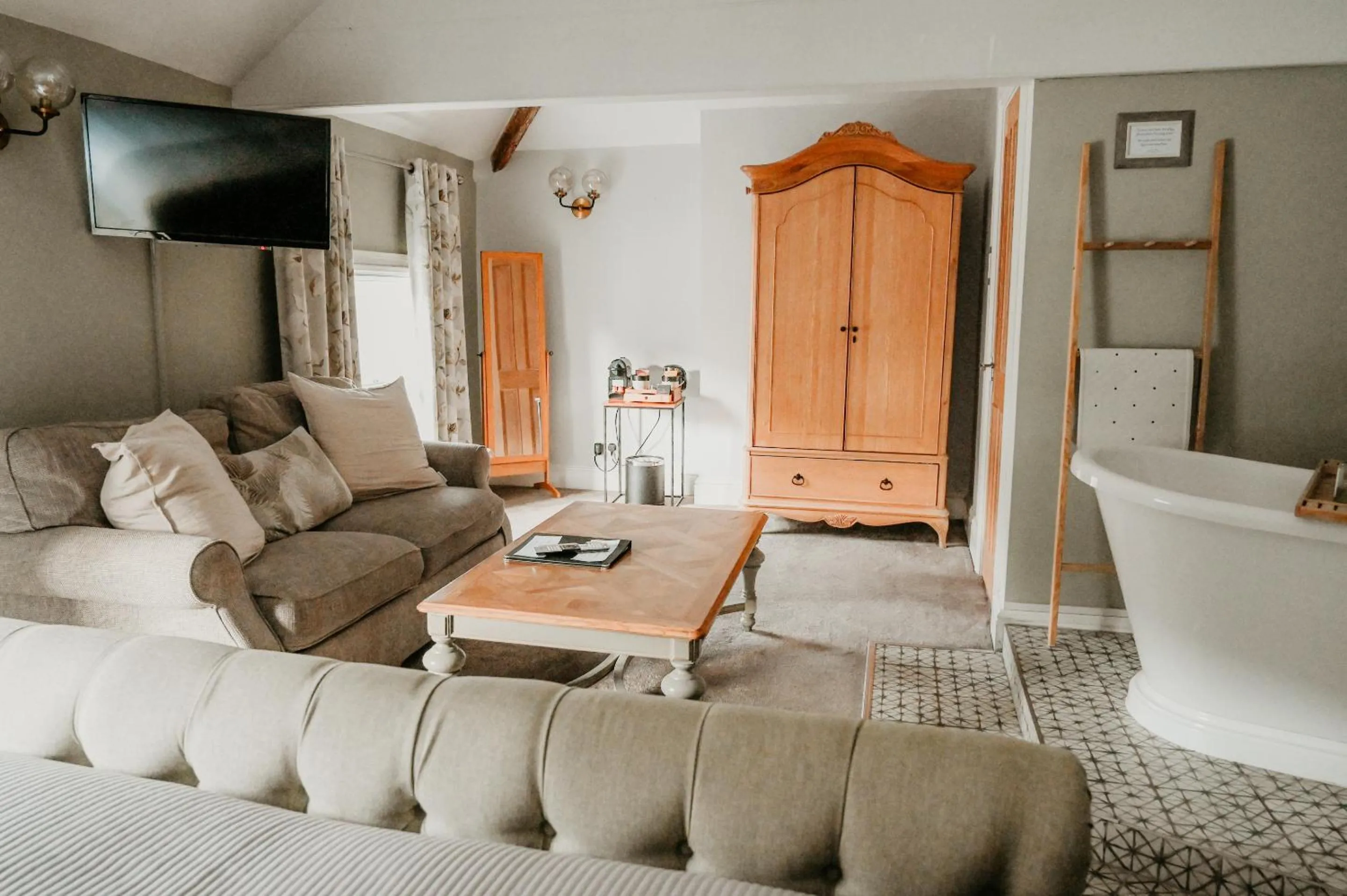 Bedroom in Harpur's of Melbourne