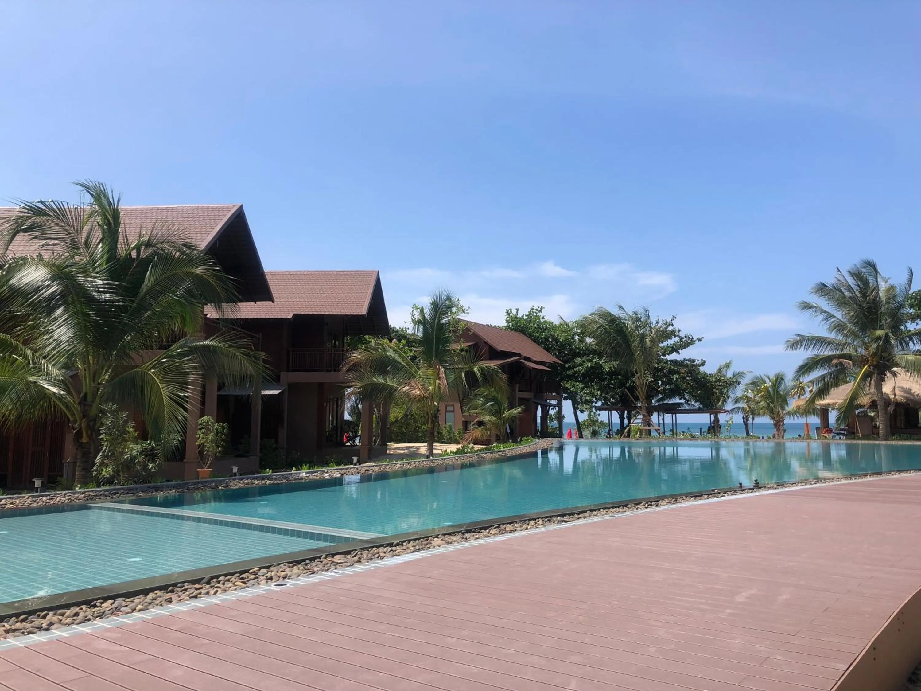 Swimming pool in Koh Ma Beach Resort - SHA Extra Plus