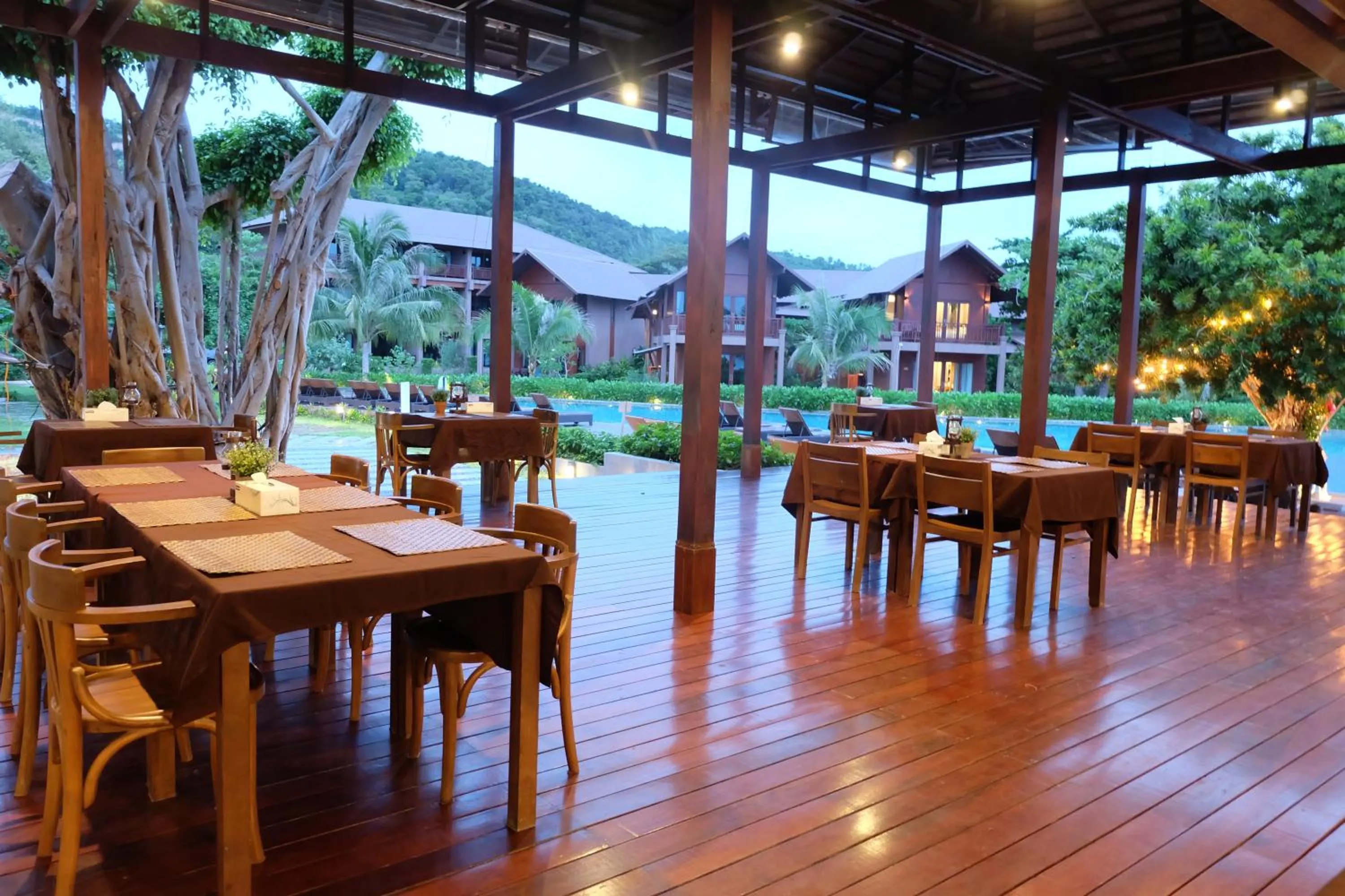 Restaurant/places to eat in Koh Ma Beach Resort - SHA Extra Plus