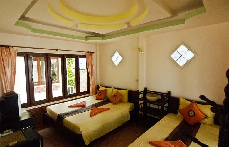 Bed in Seaboard Bungalow