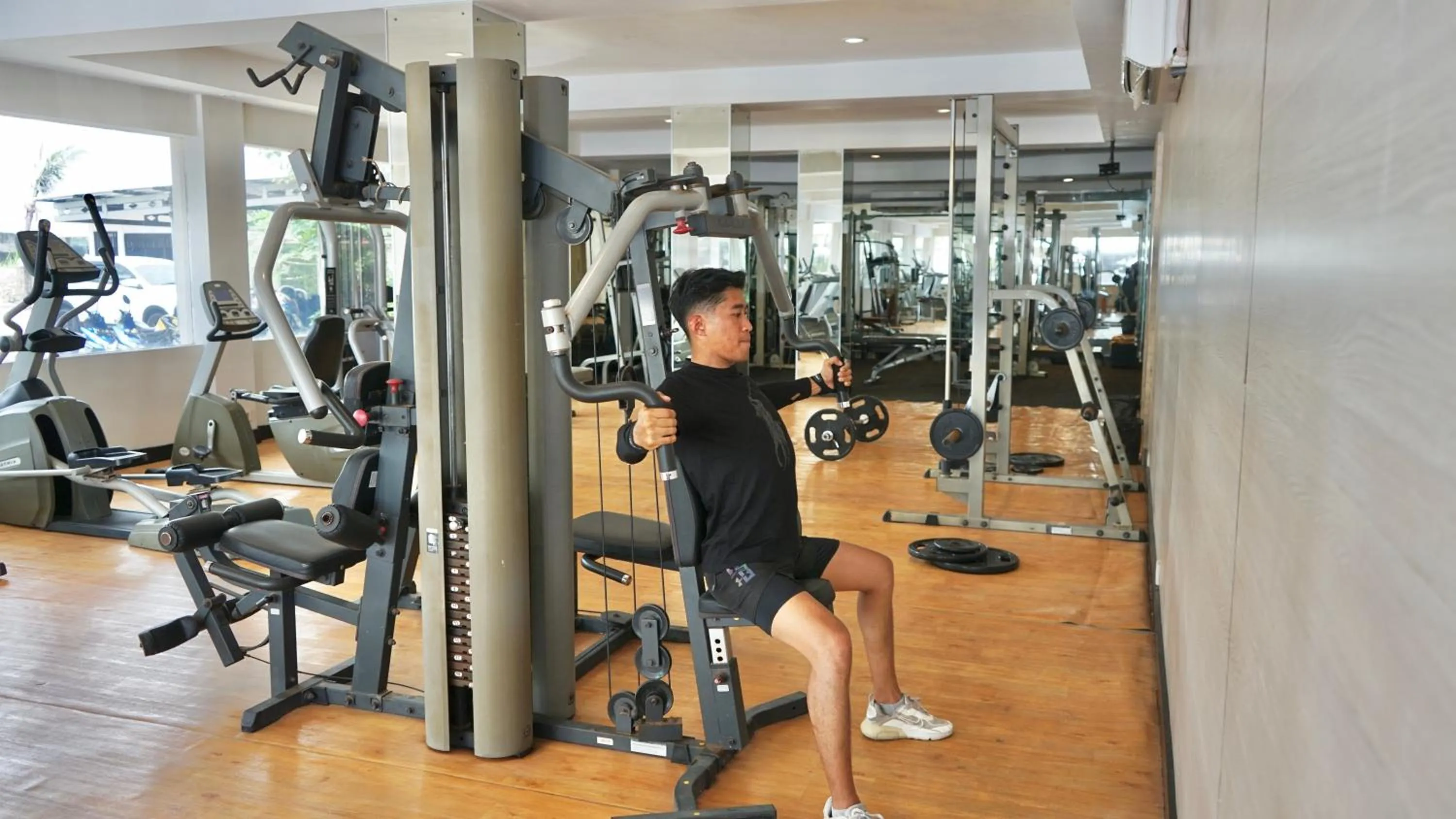 Fitness centre/facilities in Pangeran Beach Hotel