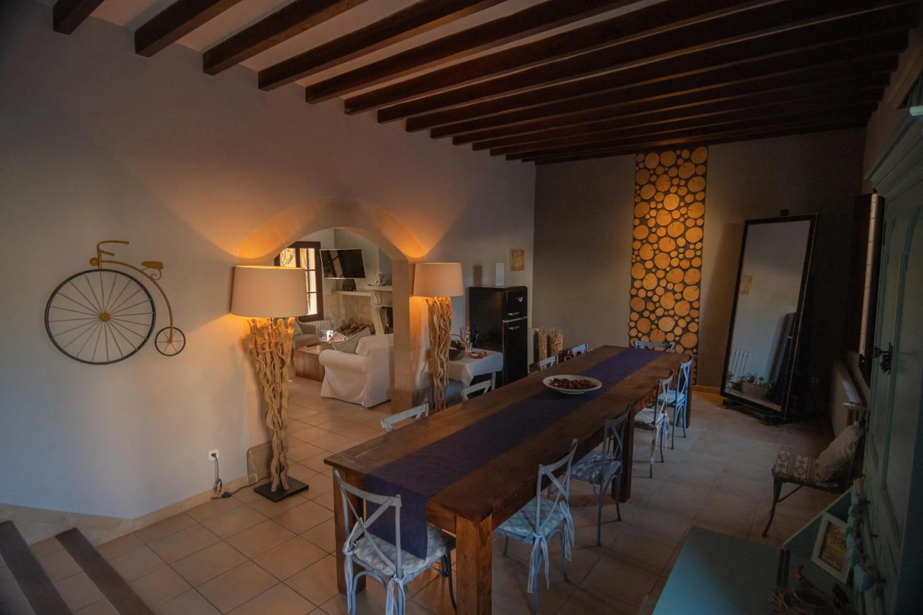 Dining area in El Nido de Alaro - Turismo de Interior