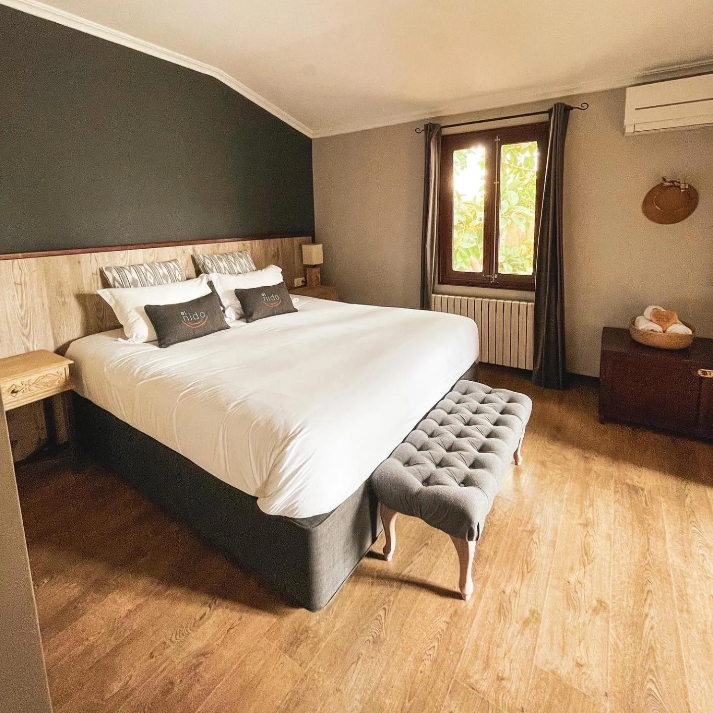 Bed in El Nido de Alaro - Turismo de Interior