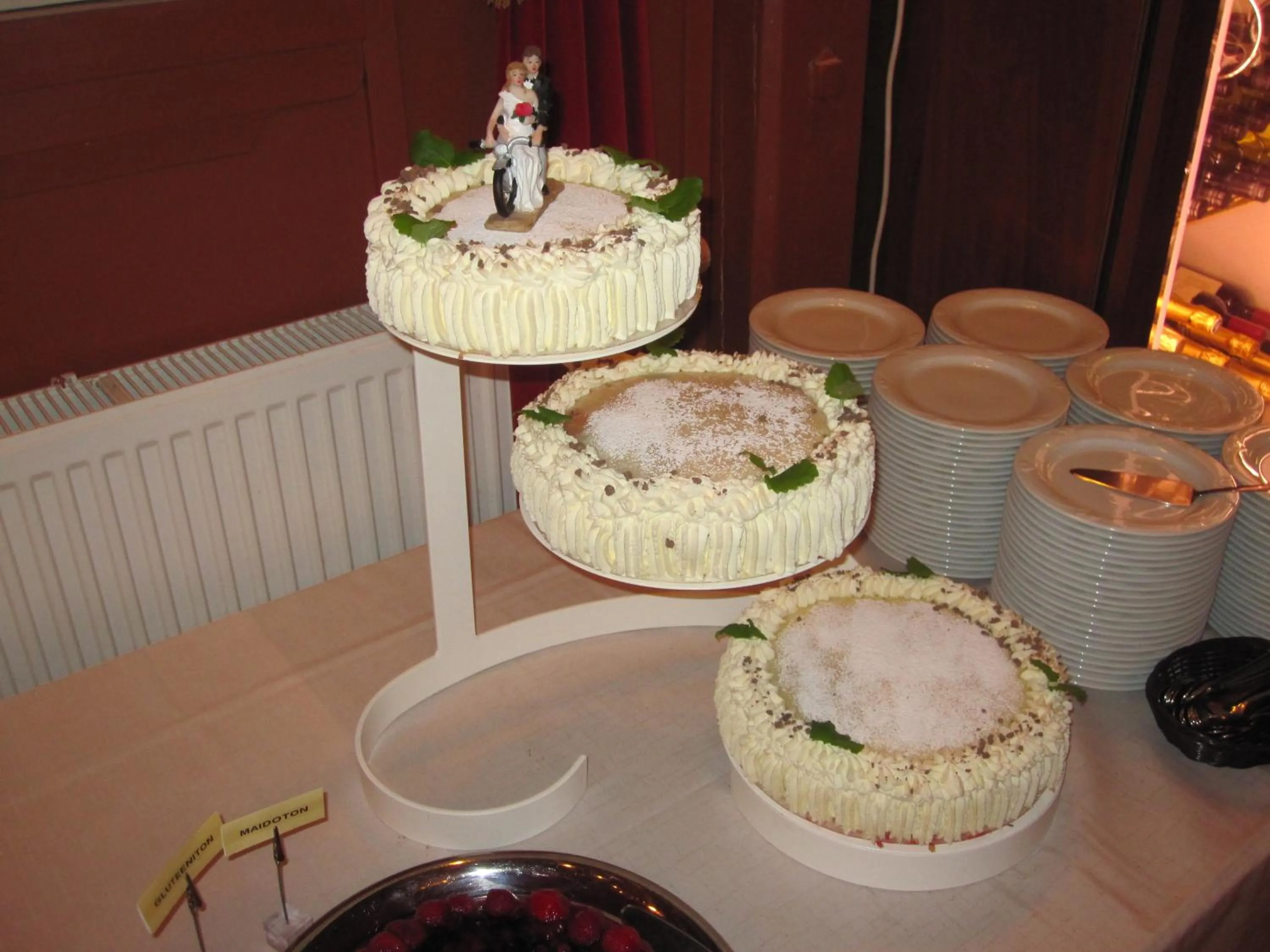 Food in Hotelli-Ravintola Alma