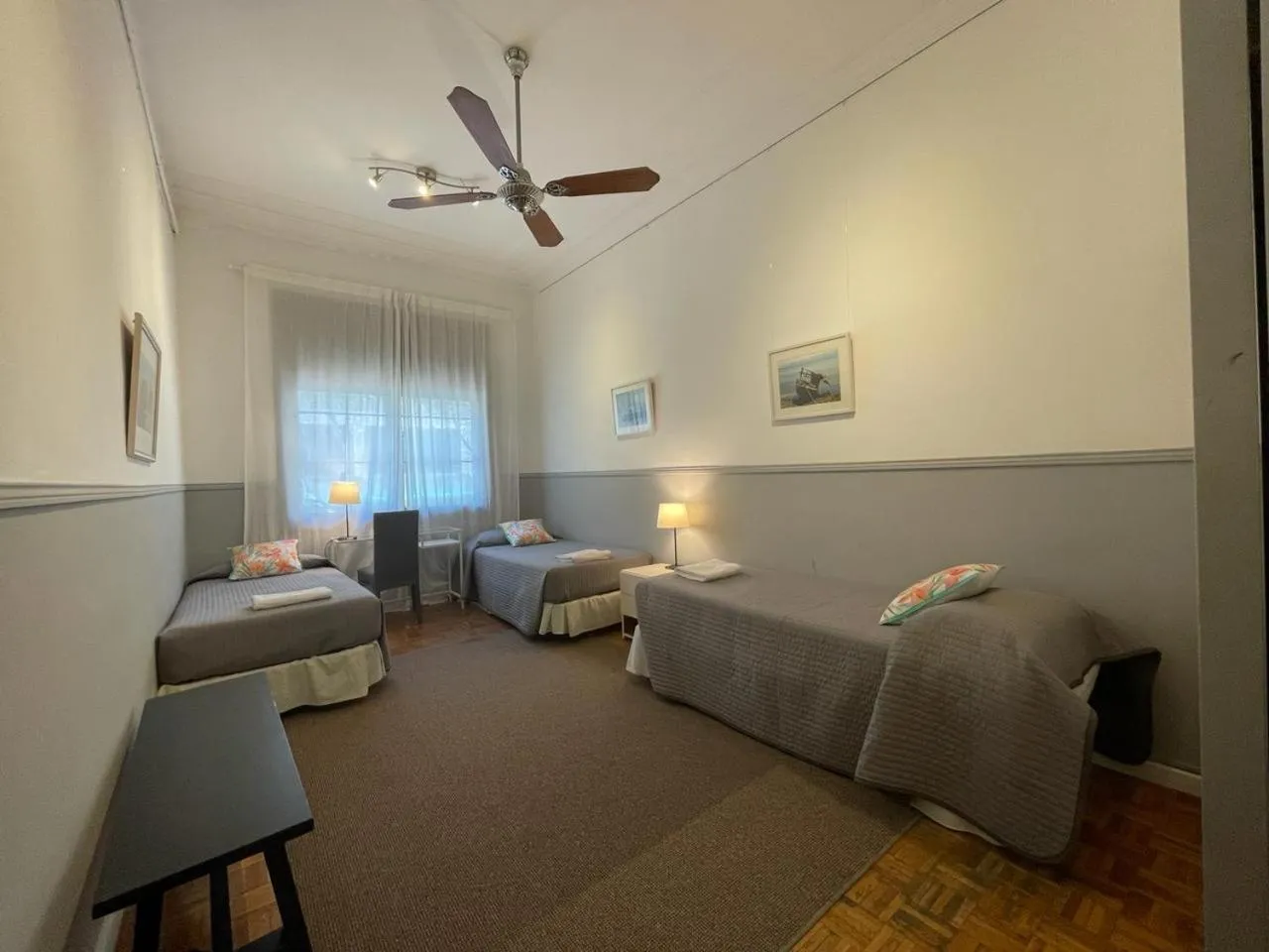 Bedroom, Bed in Casa Consell Apartments