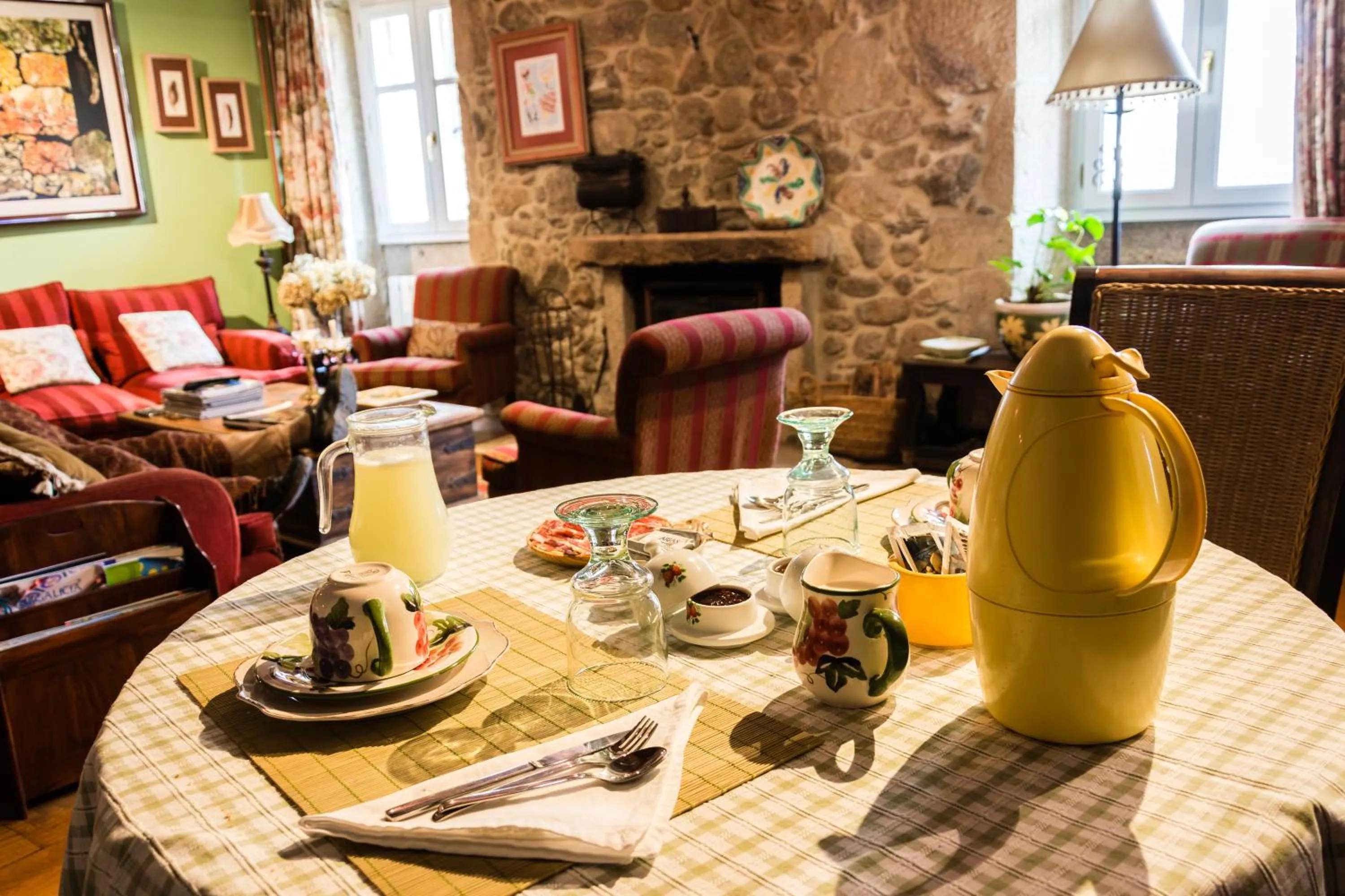 Coffee/tea facilities in Entre Os Ríos - Casa Rural y Enoturismo
