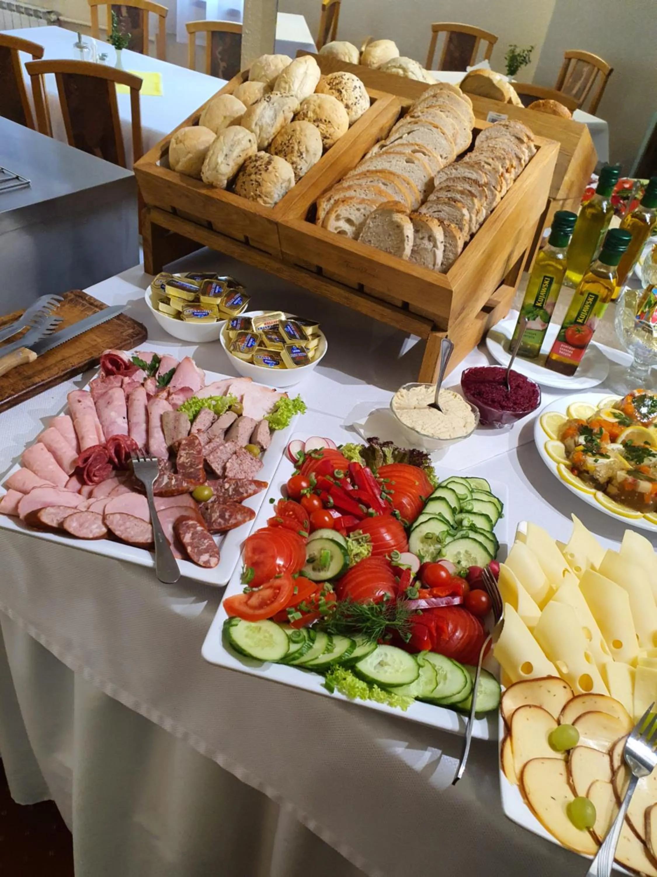 Buffet breakfast in Hotel Kolorowa