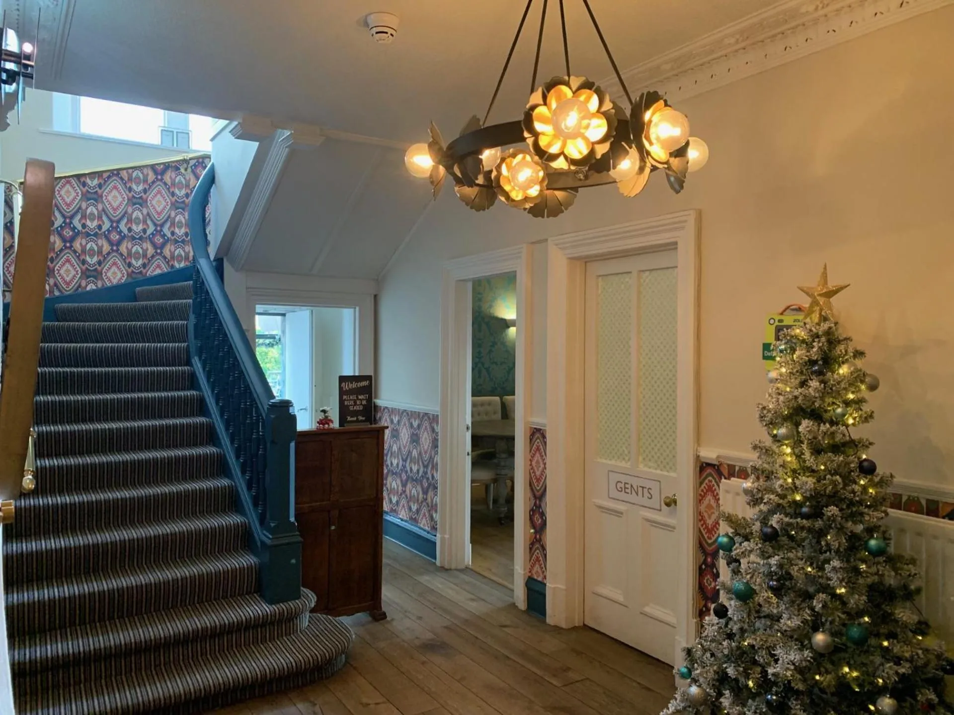 Lobby or reception in Bayswell Park Hotel