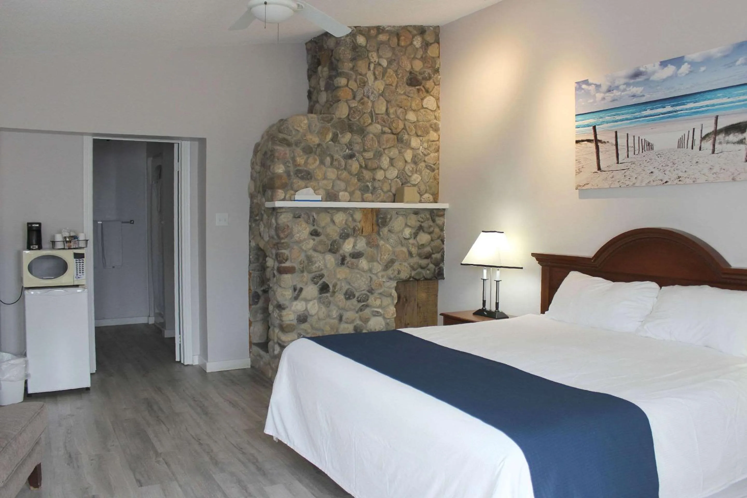 Bedroom, Bed in Isaiah Tubbs Resort & Conference Centre