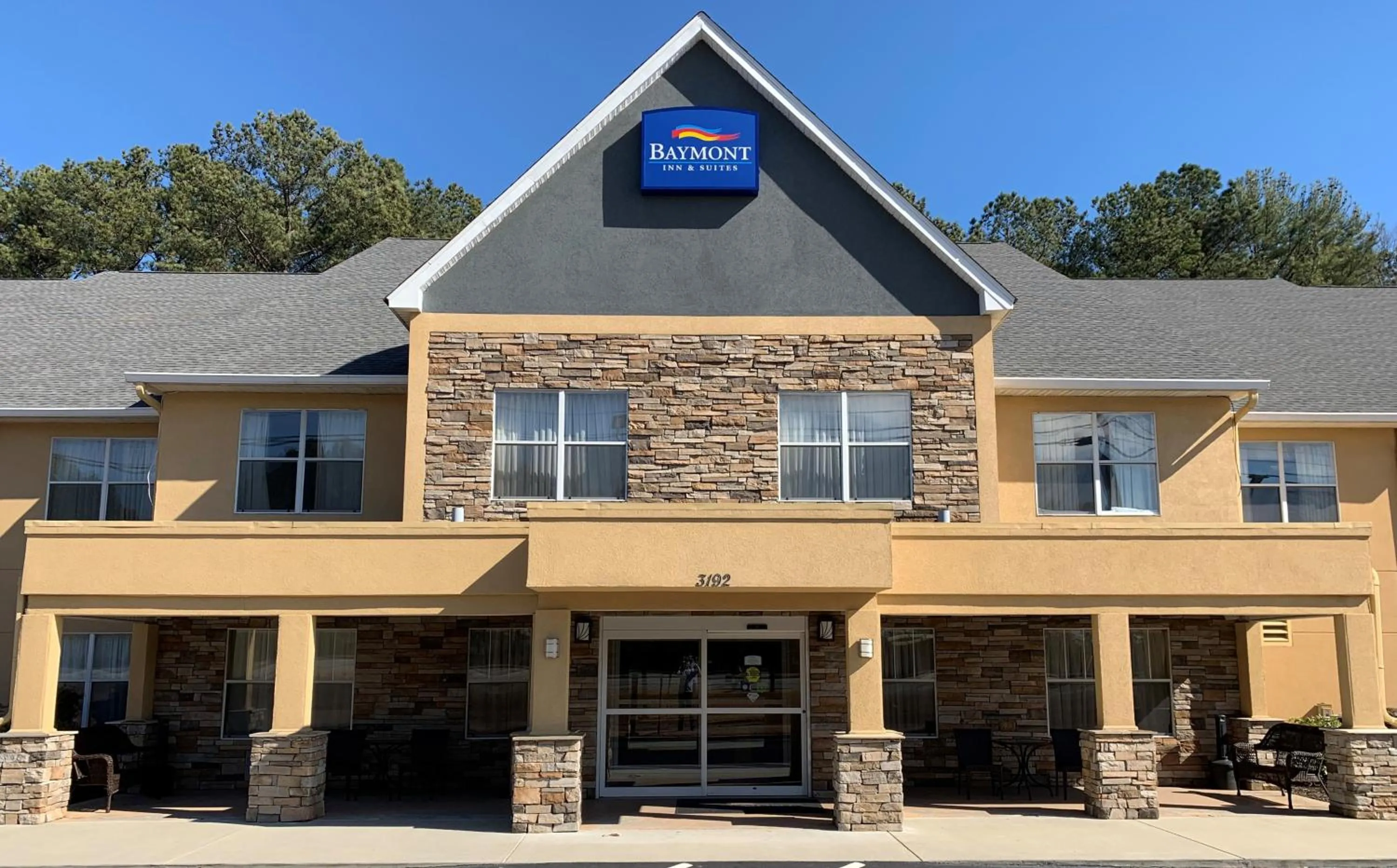 Facade/entrance in Baymont by Wyndham Kennesaw