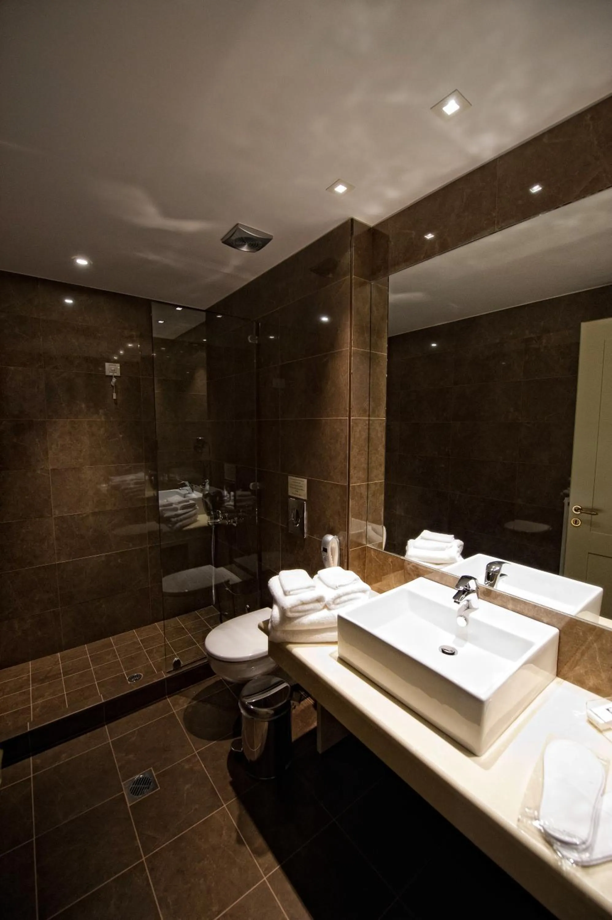 Bathroom in Mir Boutique Hotel