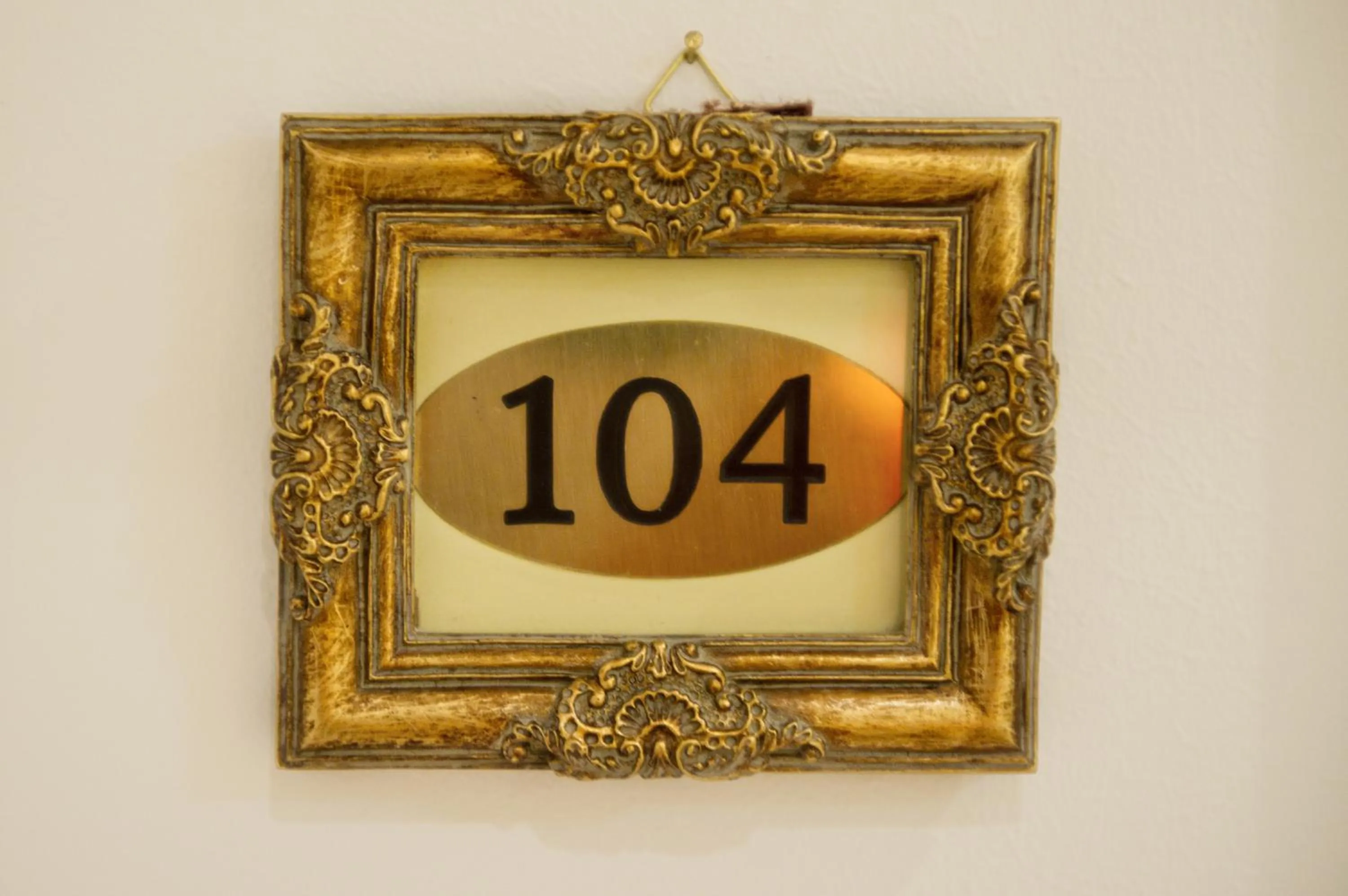 Decorative detail in Mir Boutique Hotel