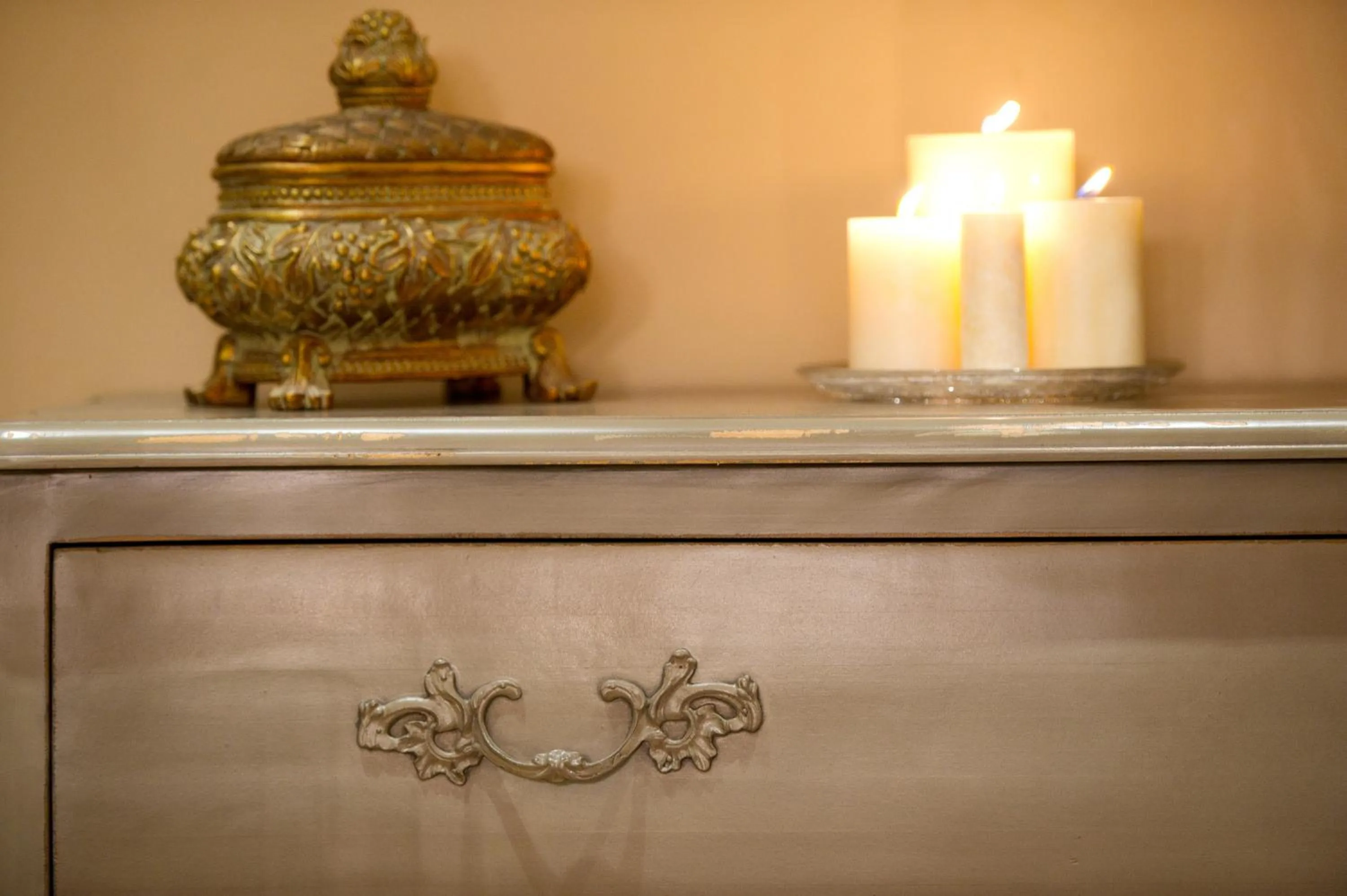 Decorative detail in Mir Boutique Hotel