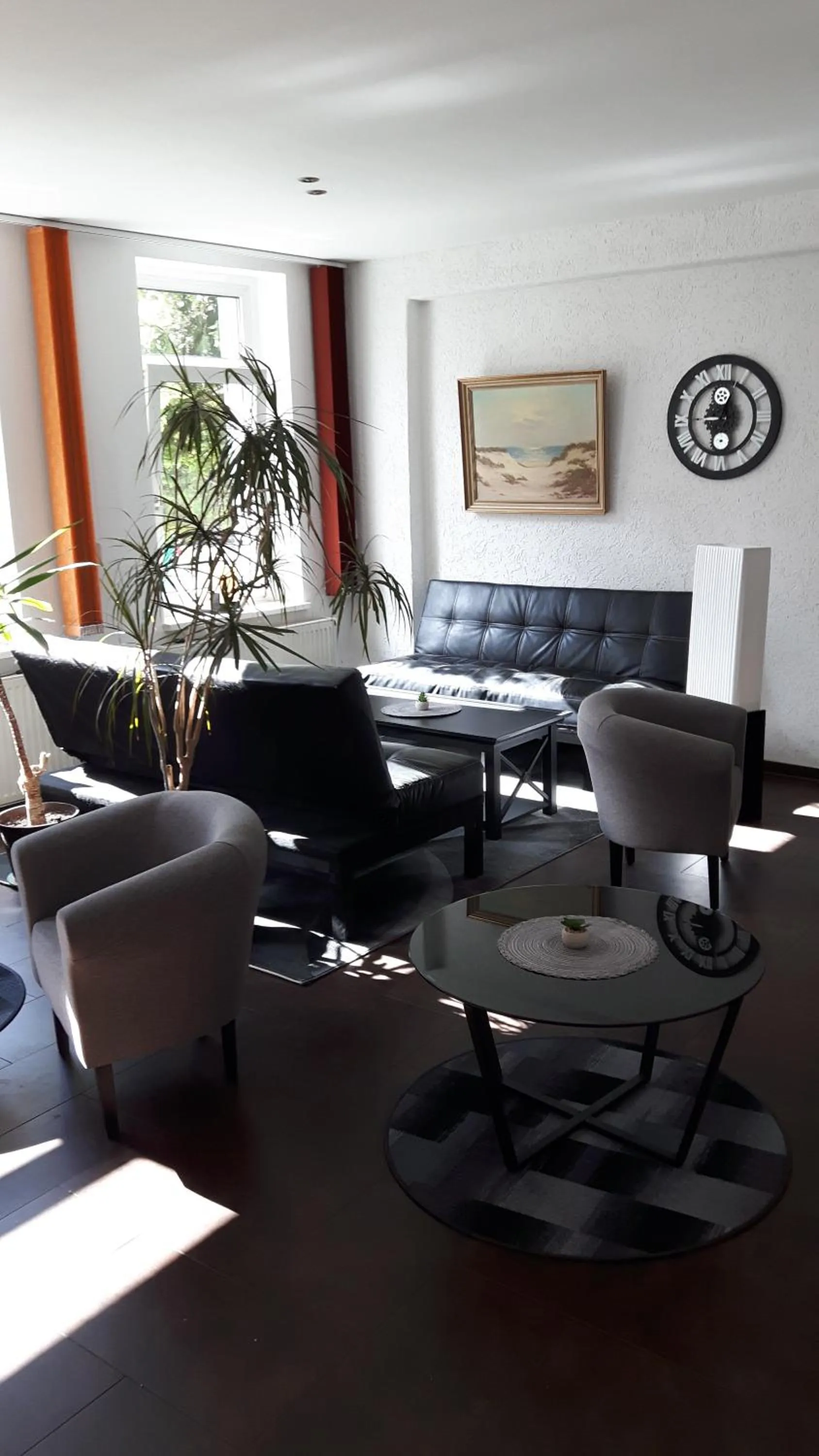 Communal lounge/ TV room in Hotel & Pension Plagwitzer Hof