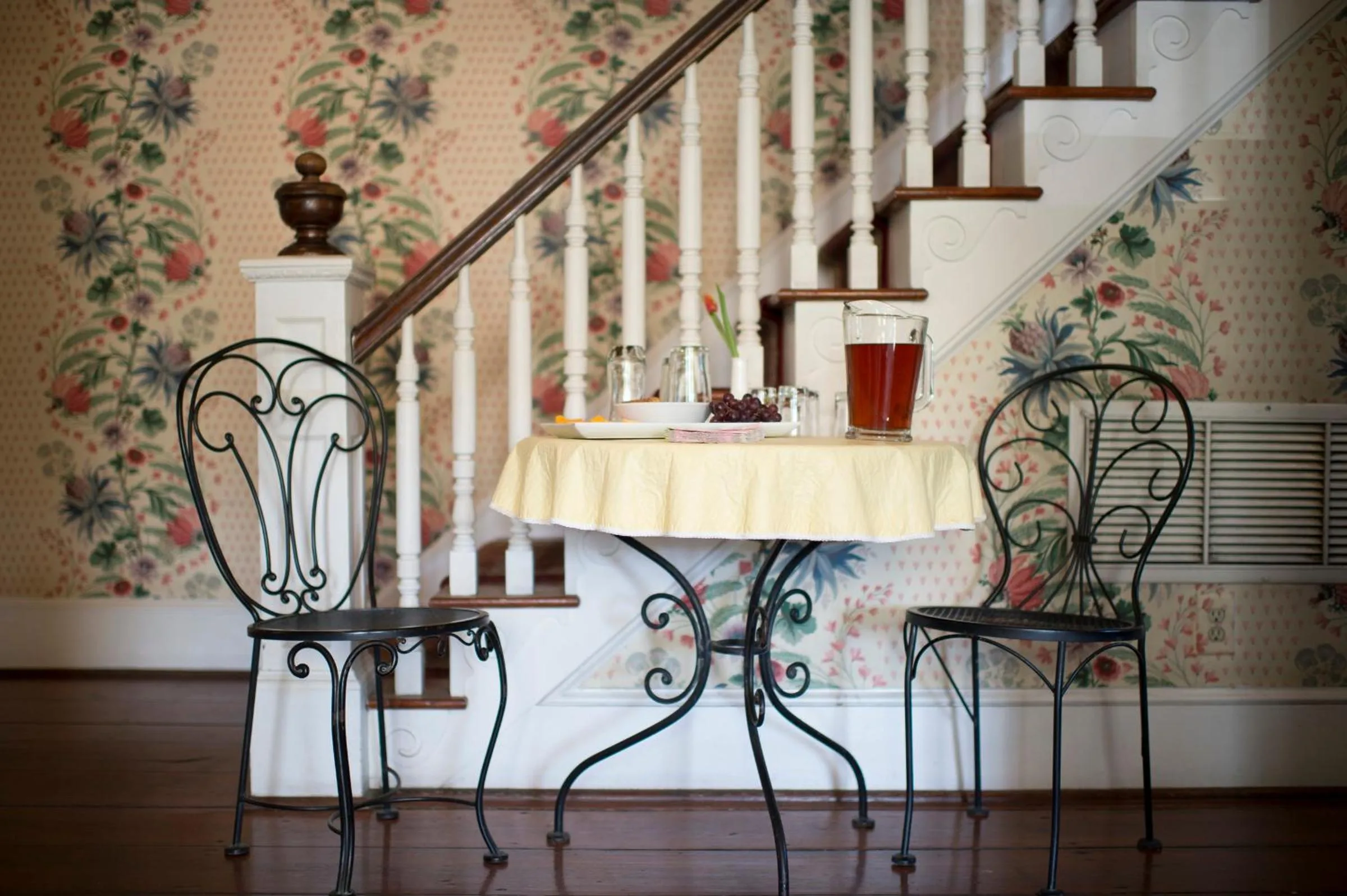 Decorative detail in Barksdale House Inn