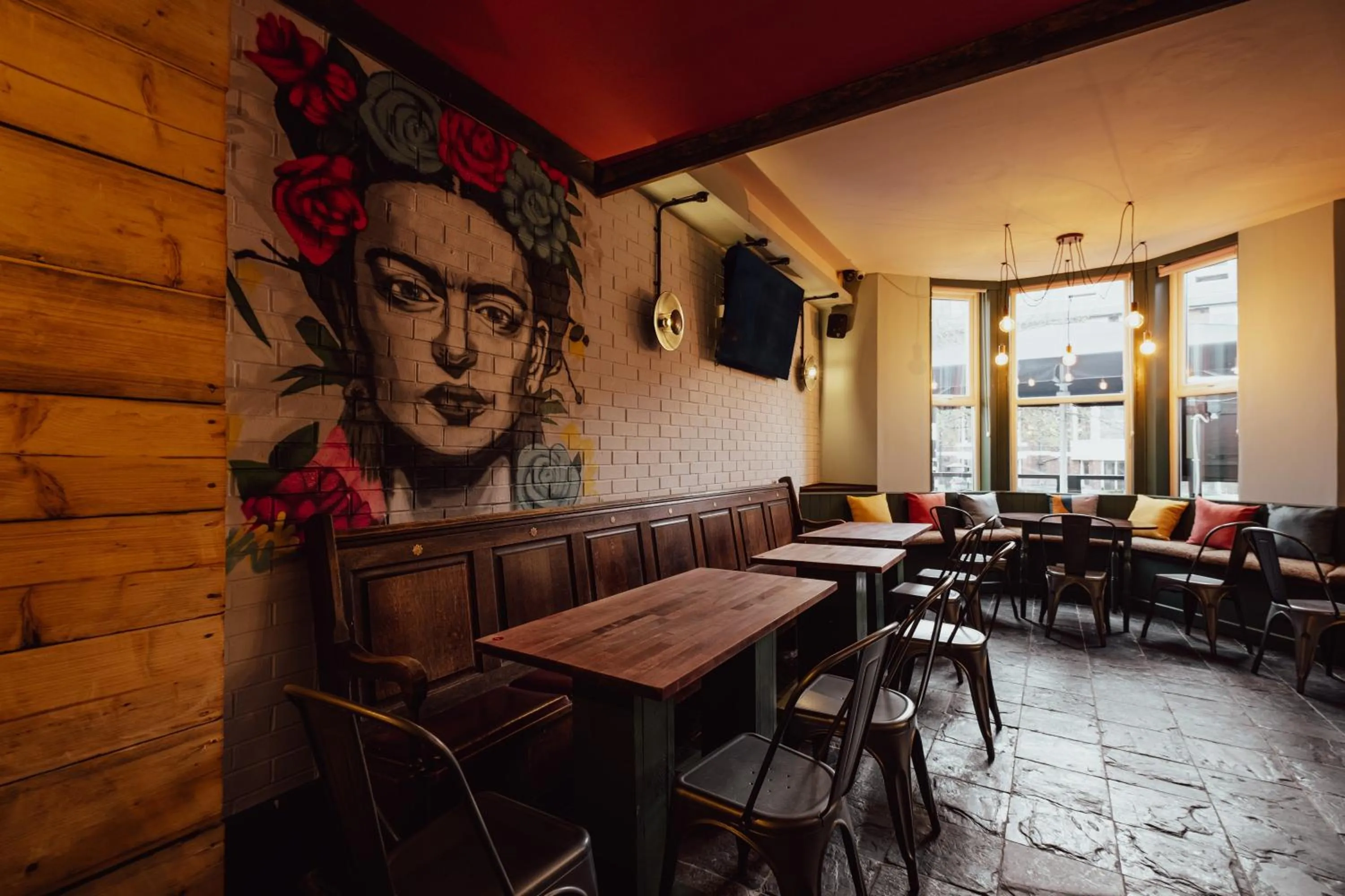 Restaurant/places to eat in Kenilworth Hotel